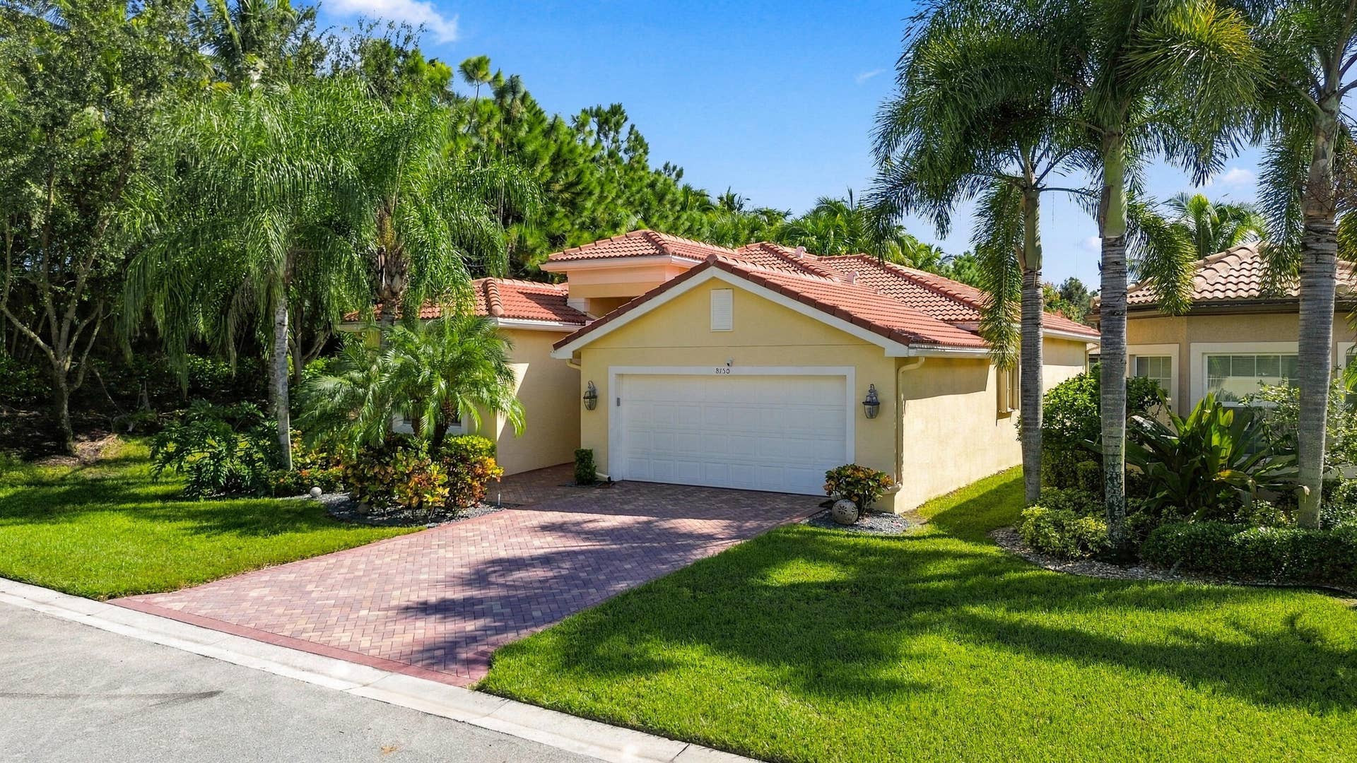 Waterfront Home for Sale in Valencia Cove