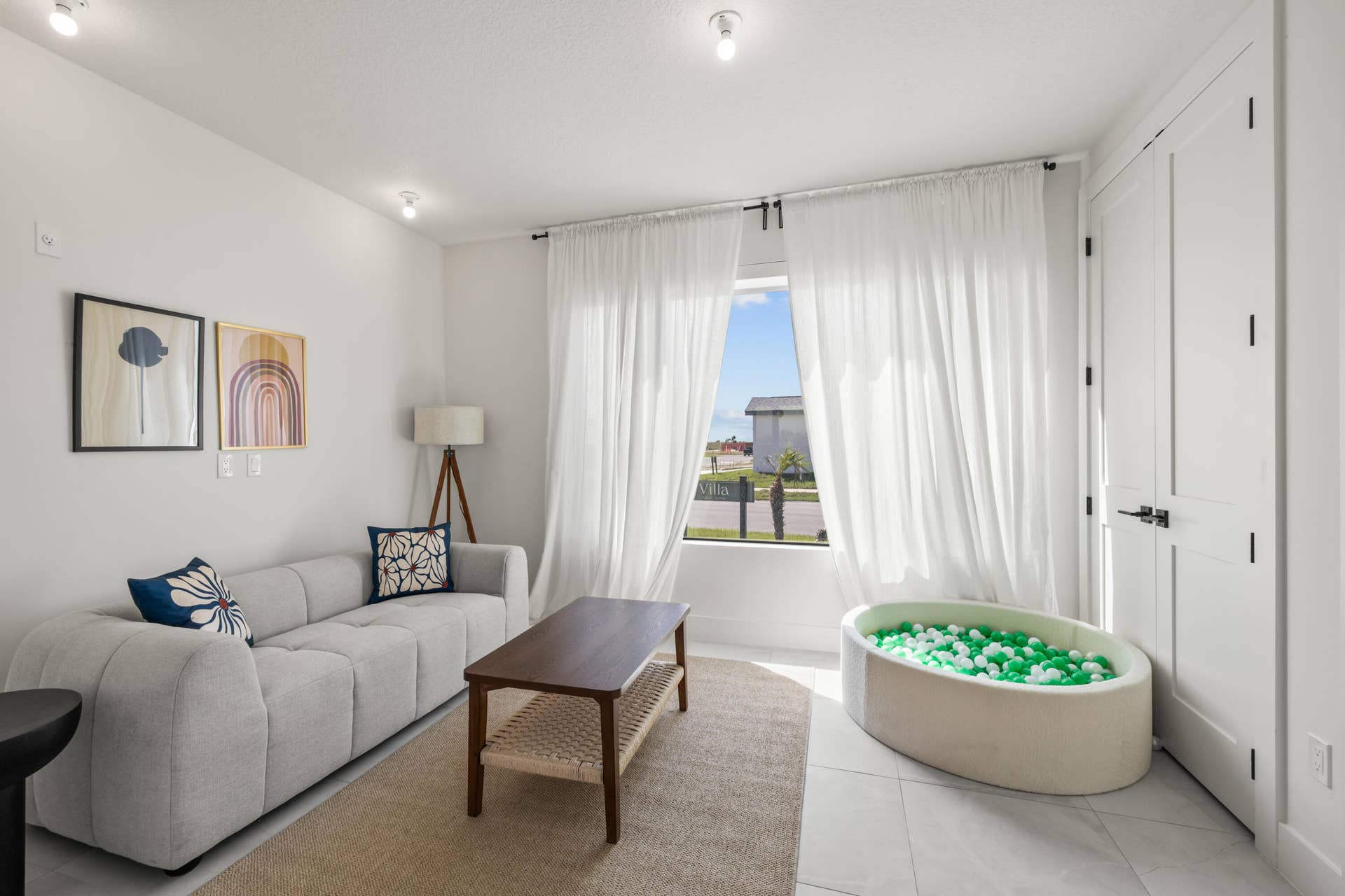 Luxury(50)