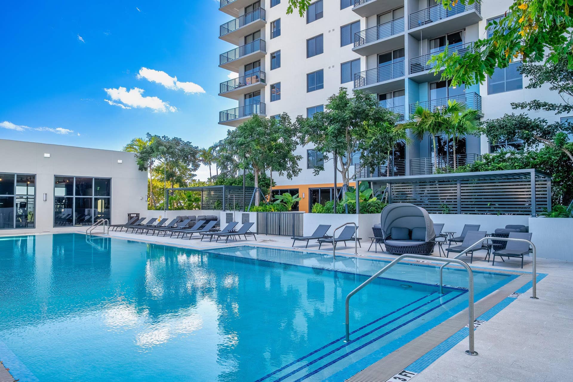600 N Andrews Avenue, #721, Fort Lauderdale, Fort Lauderdale, FL 33311 291-Pool-Area
