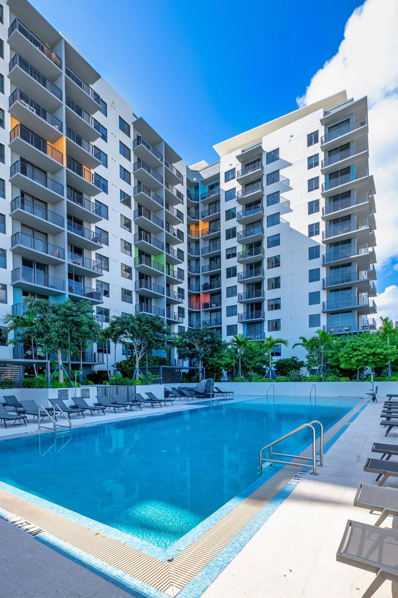 600 N Andrews Avenue, #1521, Fort Lauderdale, Fort Lauderdale, FL 33311 270-Pool-Area