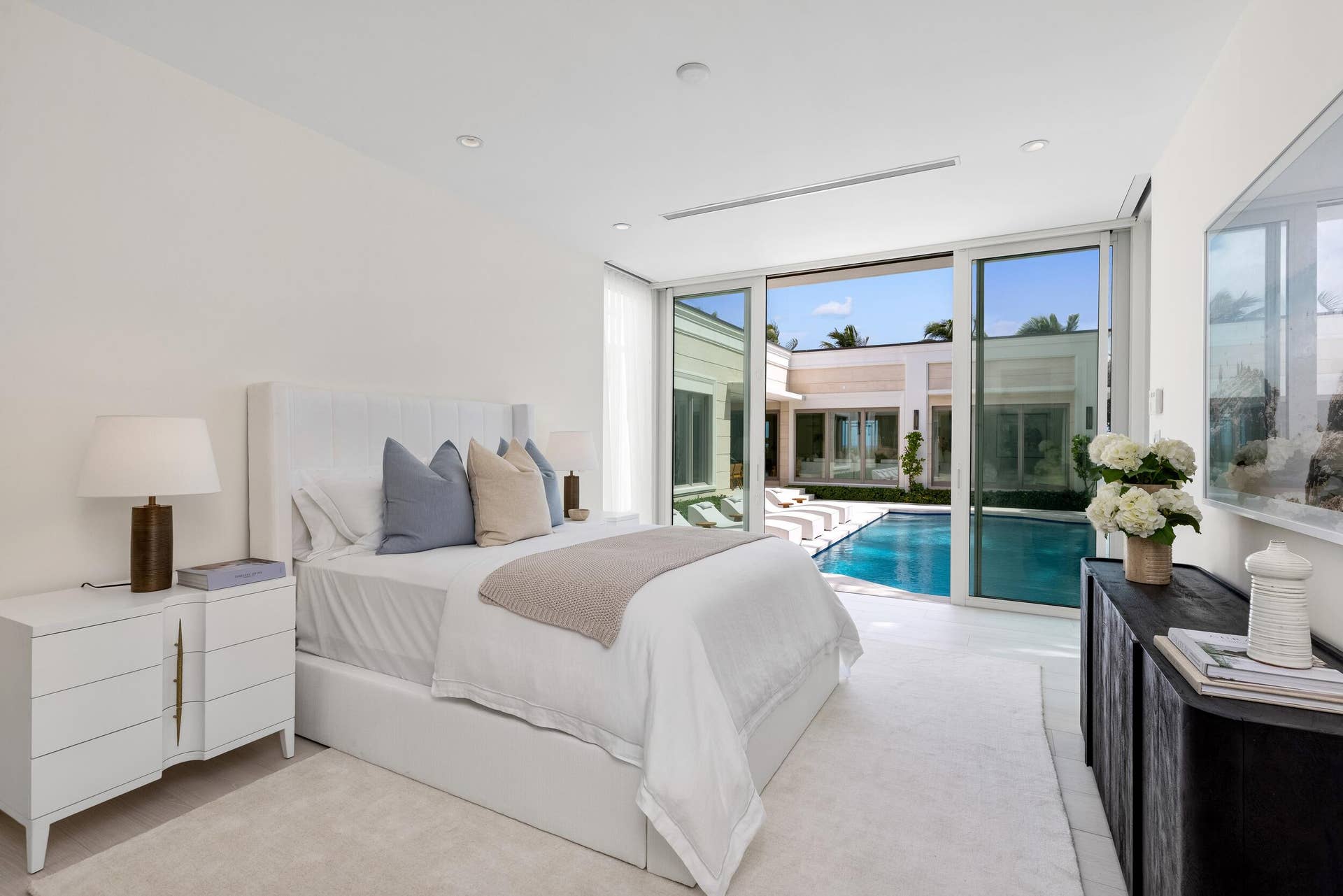 36 - Guest Bed 5