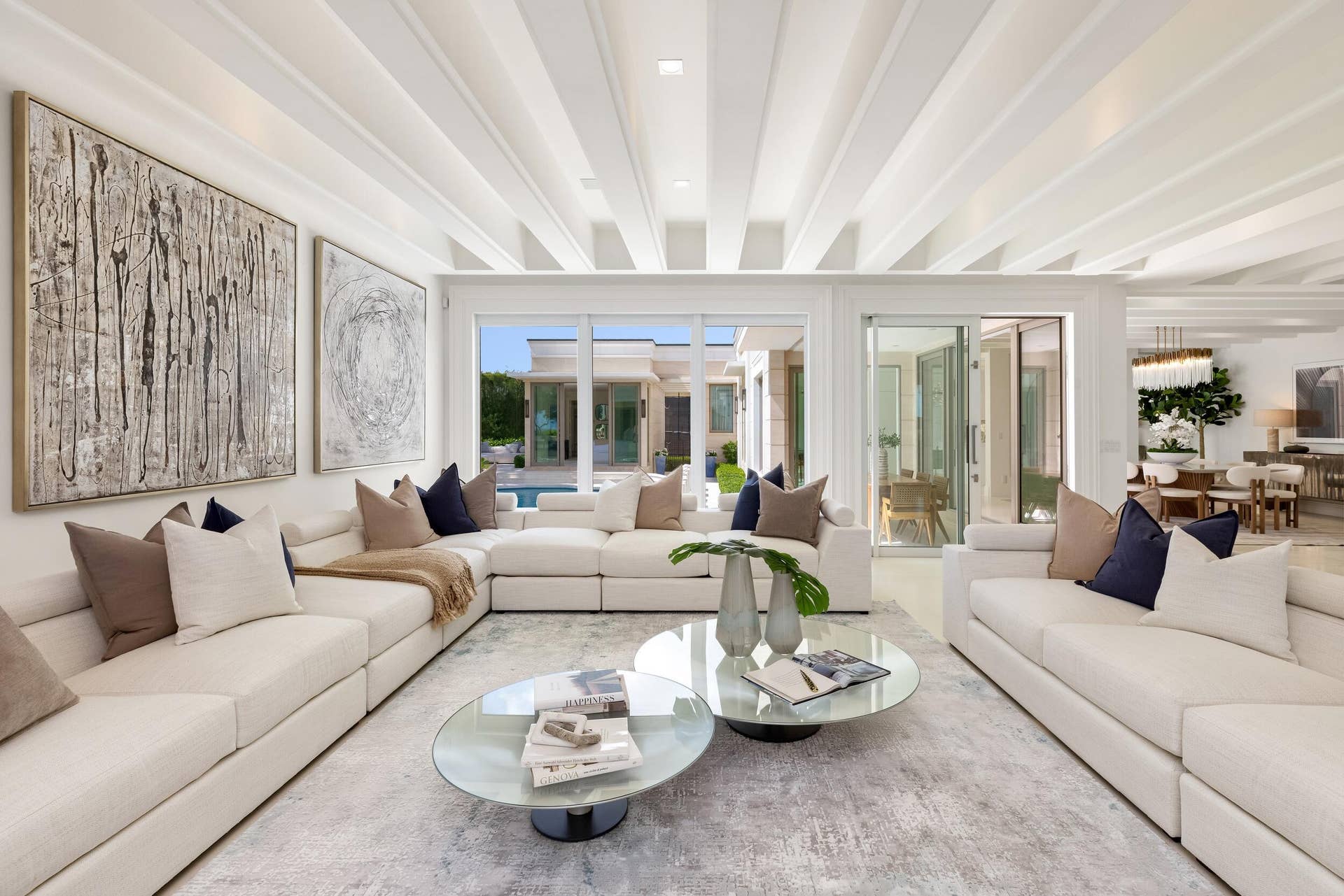08 - Living Area 1