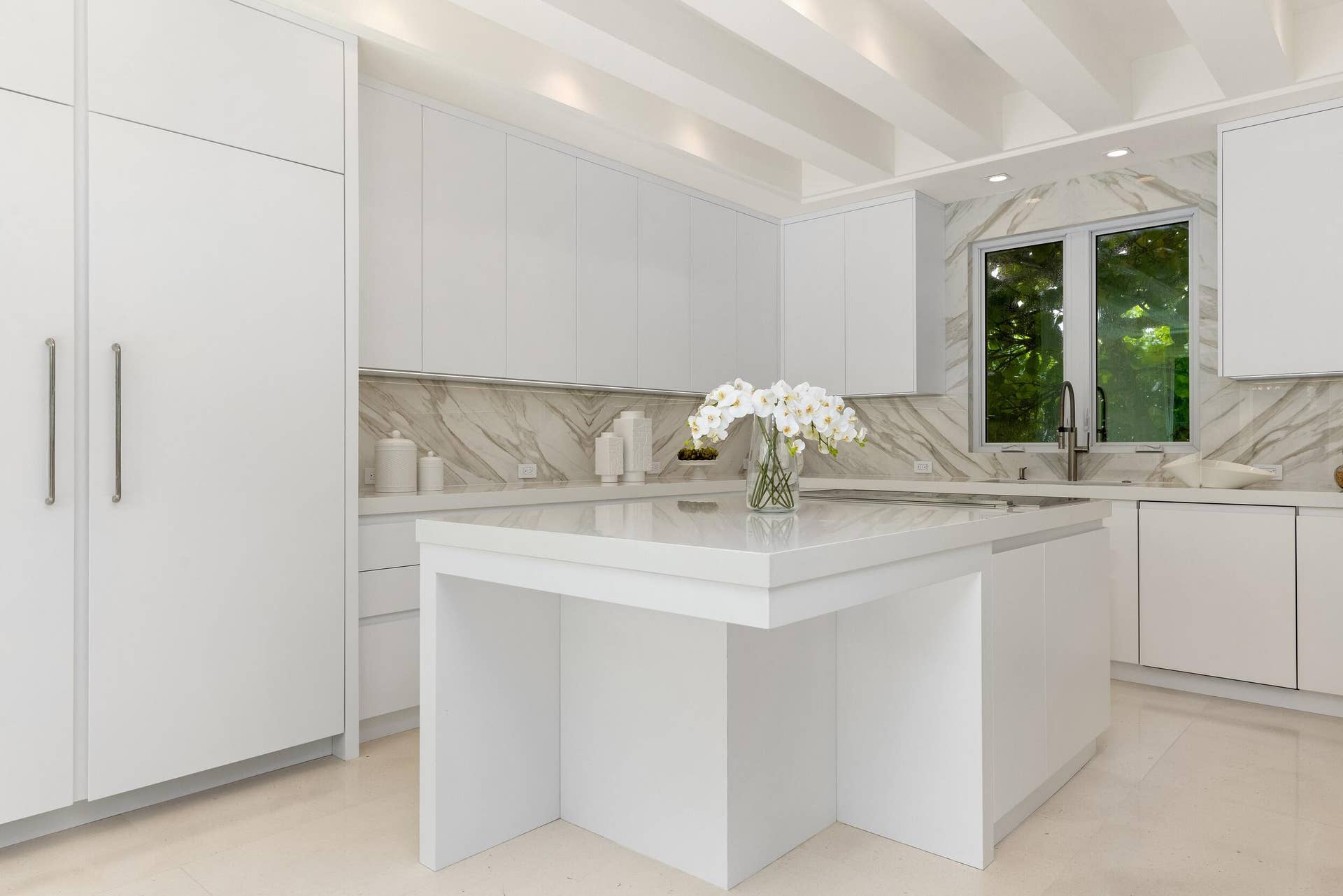 14 - Kitchen 2
