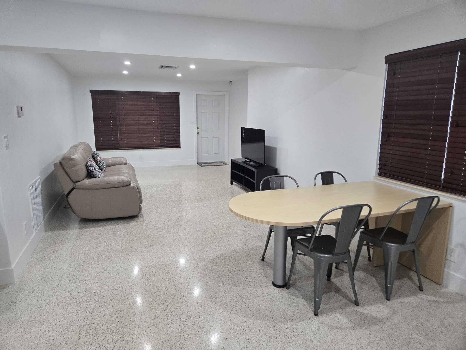 1140 SW 32ND Street, Fort Lauderdale, Fort Lauderdale, FL 33315 WhatsApp Image 2026-09-17 at 14.54.45 (6