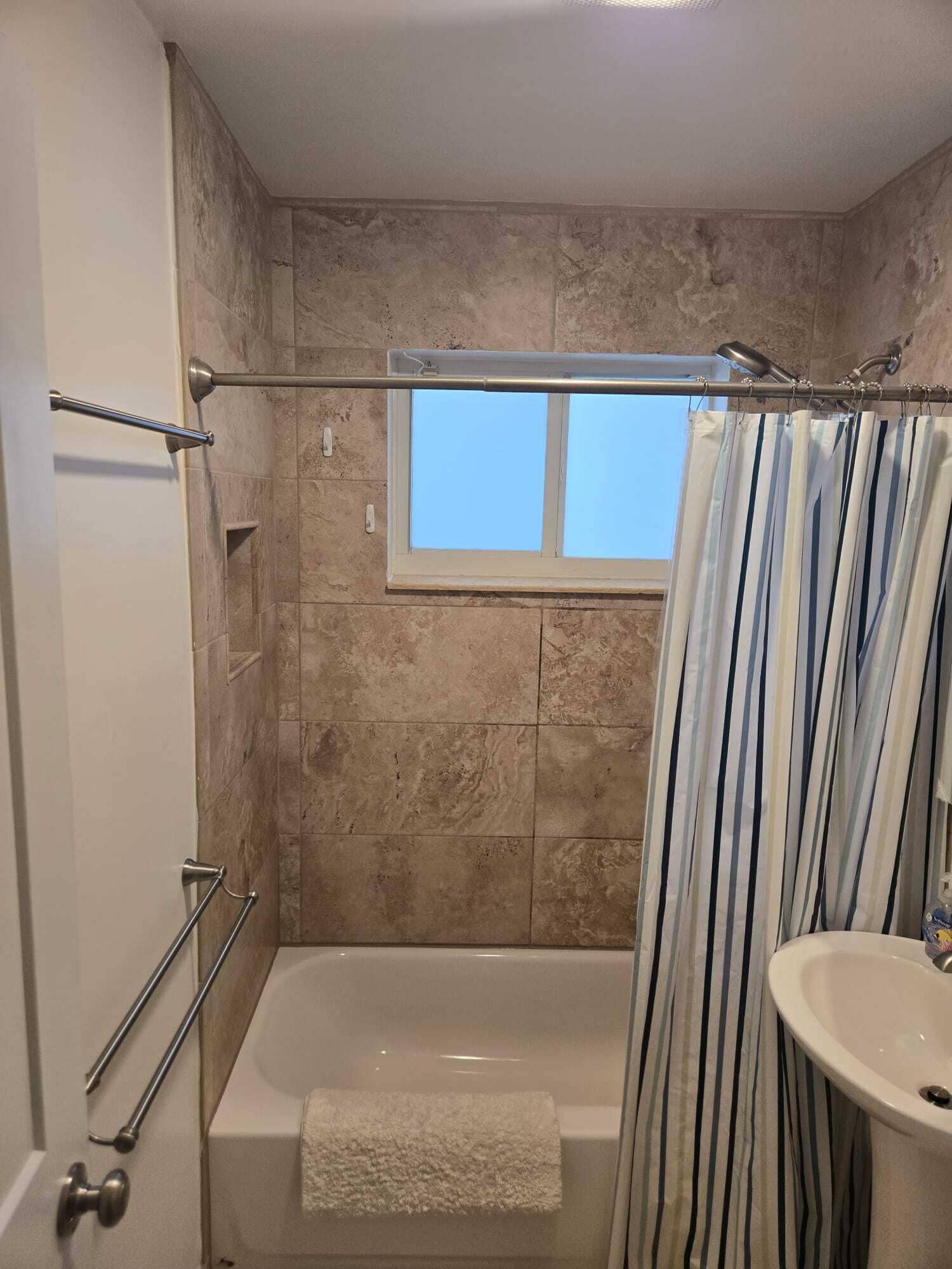 1140 SW 32ND Street, Fort Lauderdale, Fort Lauderdale, FL 33315 WhatsApp Image 2026-09-17 at 14.54.45 (3