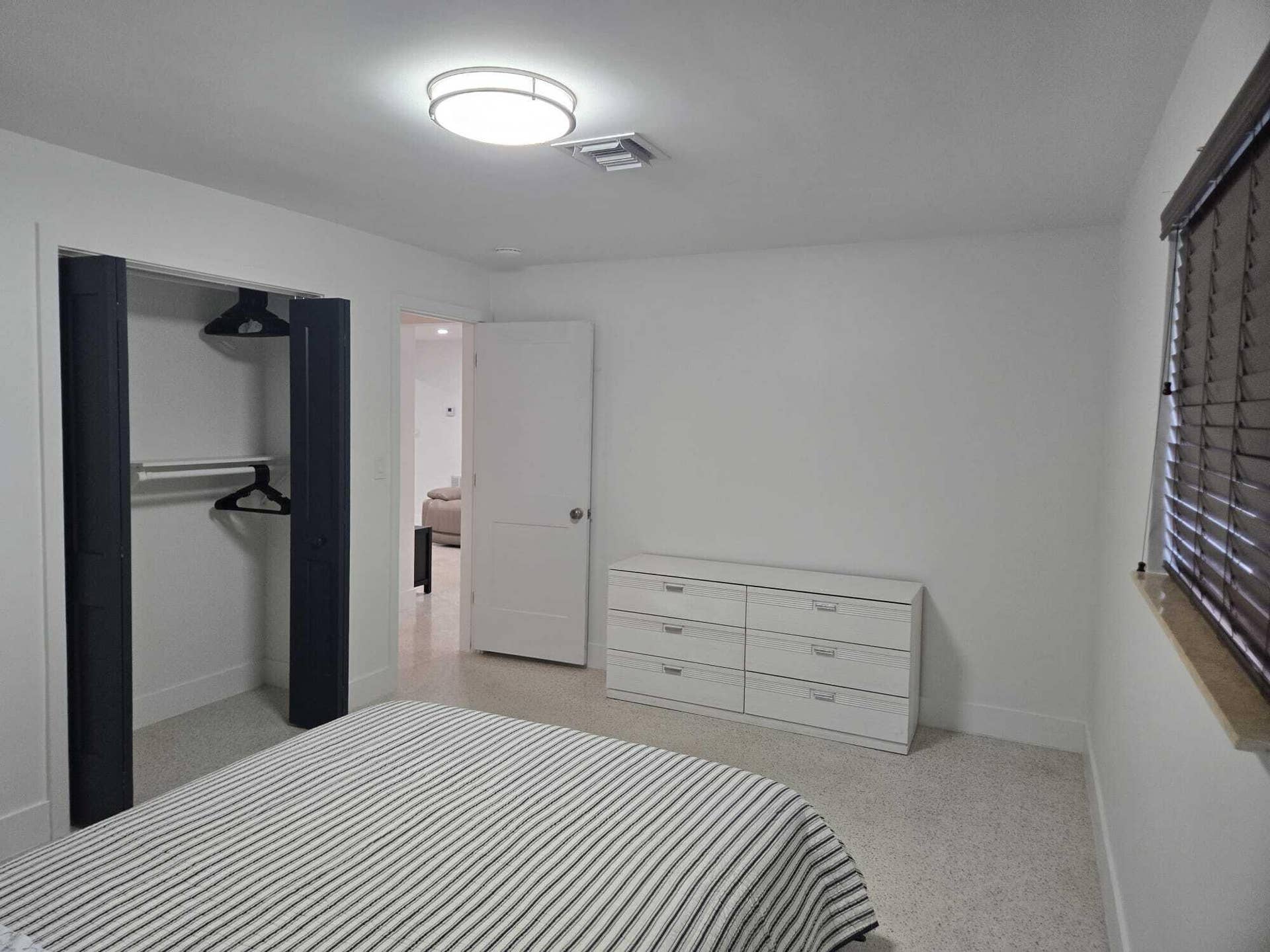 1140 SW 32ND Street, Fort Lauderdale, Fort Lauderdale, FL 33315 WhatsApp Image 2026-09-17 at 14.54.44 (6
