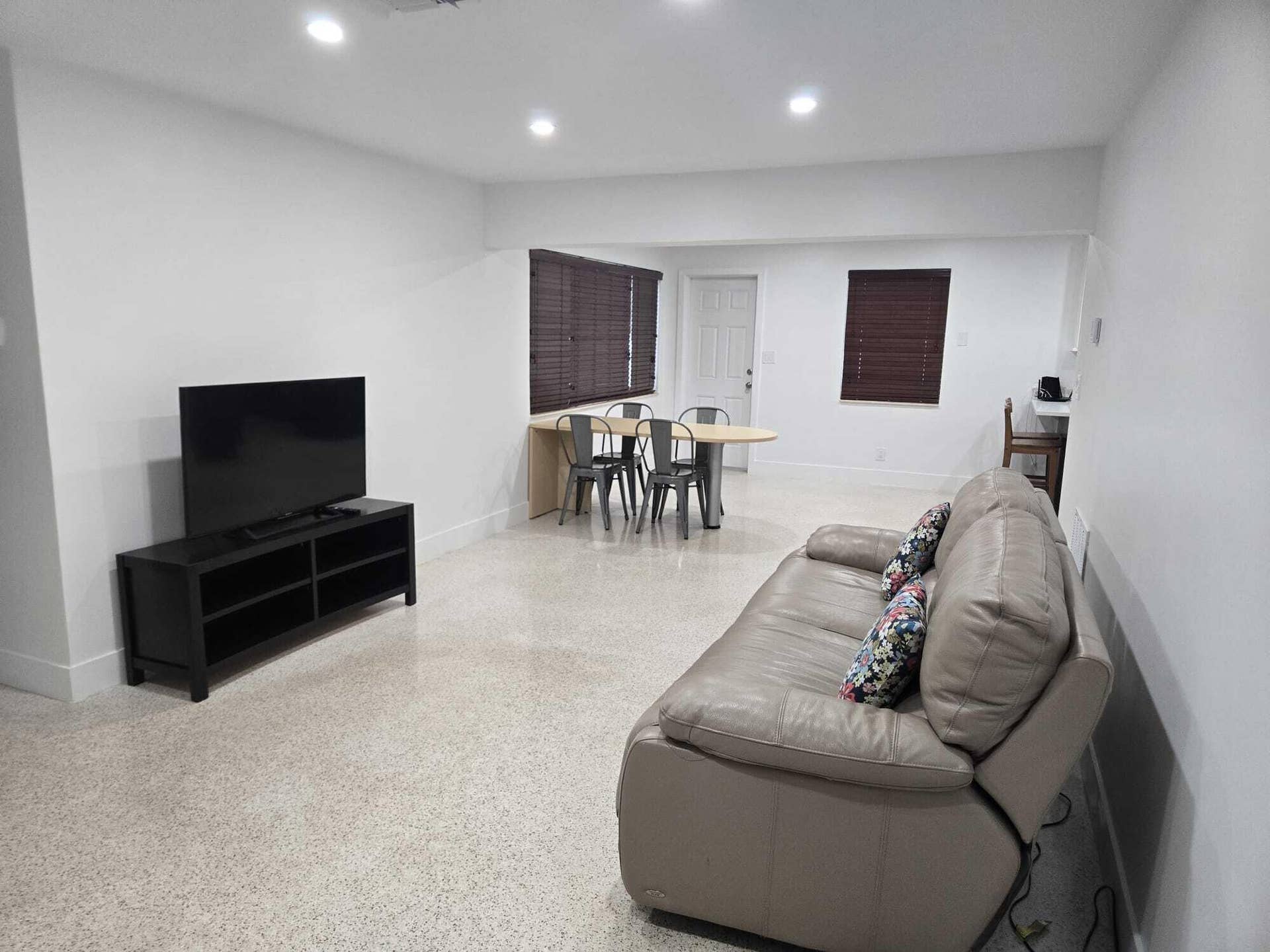 1140 SW 32ND Street, Fort Lauderdale, Fort Lauderdale, FL 33315 WhatsApp Image 2026-09-17 at 14.54.44 (4