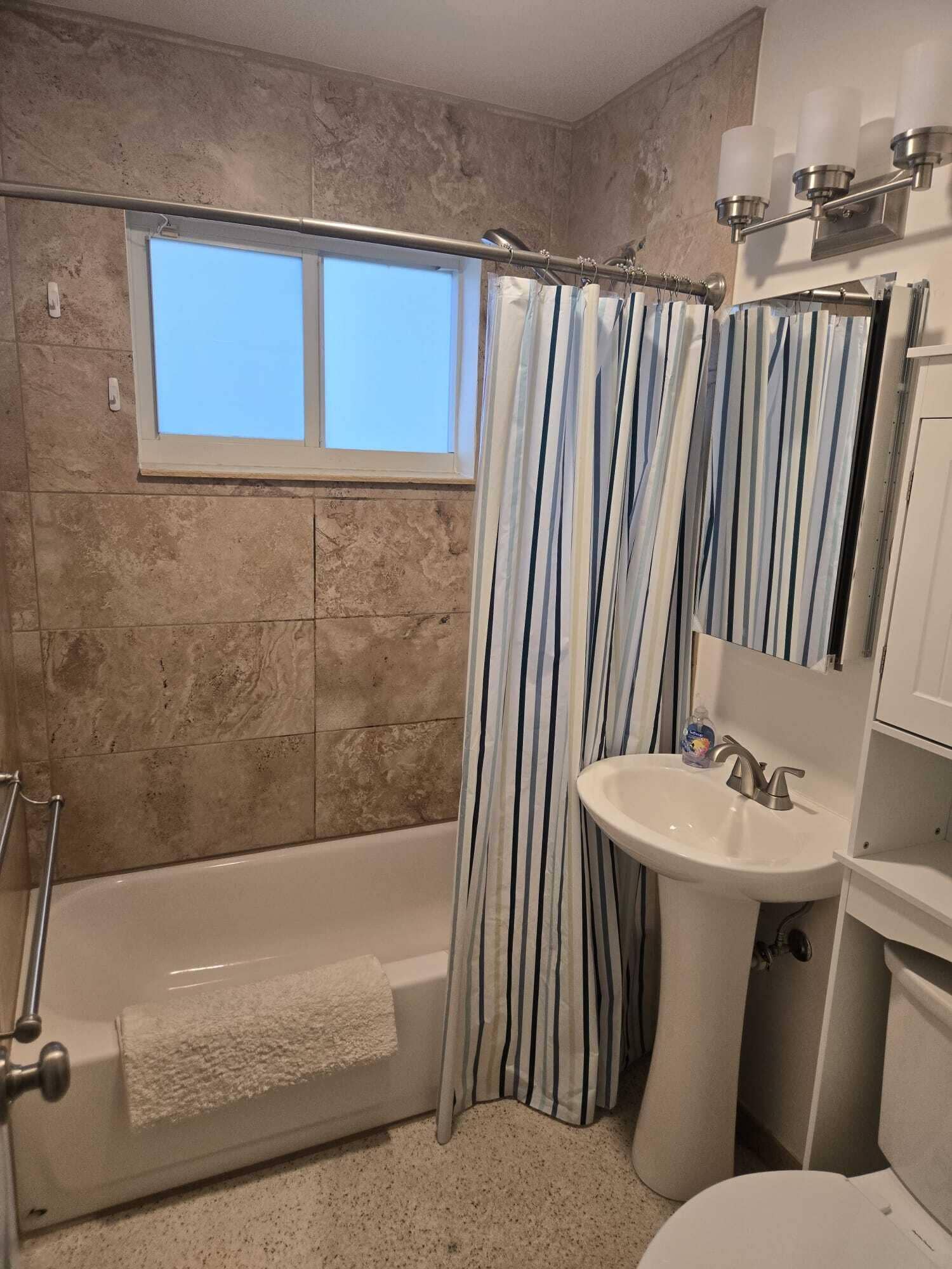 1140 SW 32ND Street, Fort Lauderdale, Fort Lauderdale, FL 33315 WhatsApp Image 2026-09-17 at 14.54.45 (8