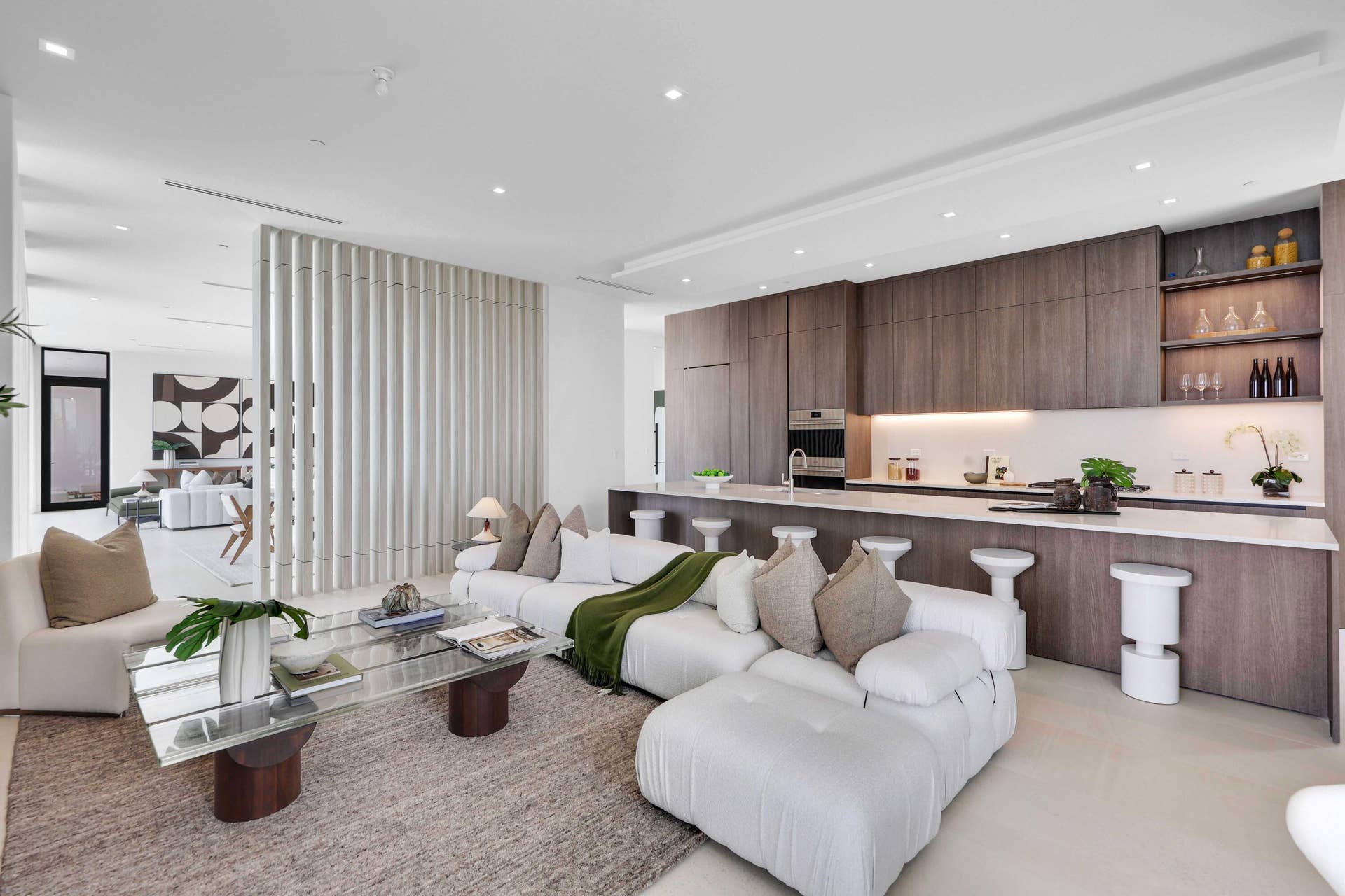 Kitchen Family Room
