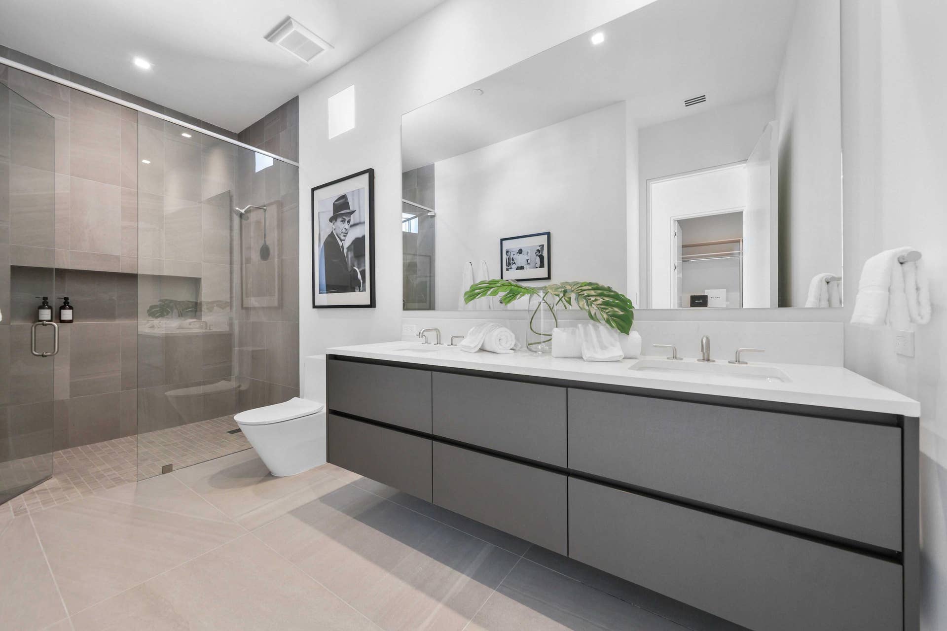 Guest Bathroom #1