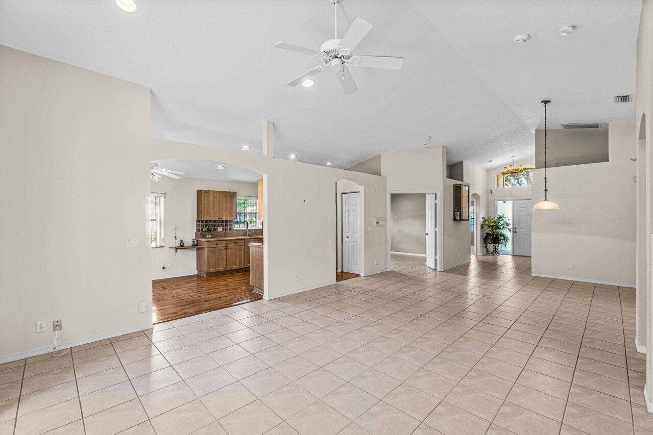 Great Room to Kitchen