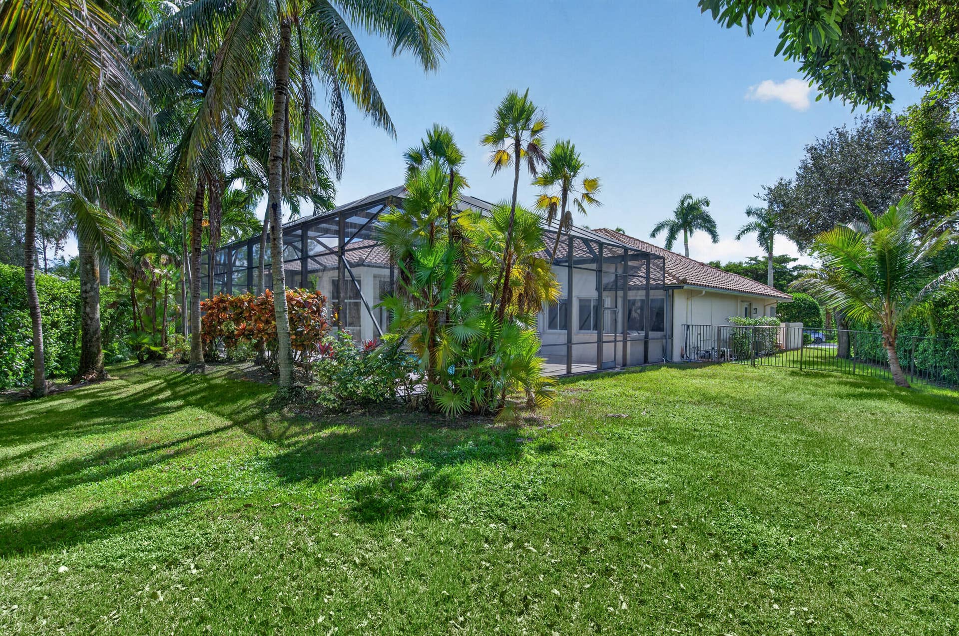 2476 Poinciana Lane, Weston, FL 33327 2476 whcc-30