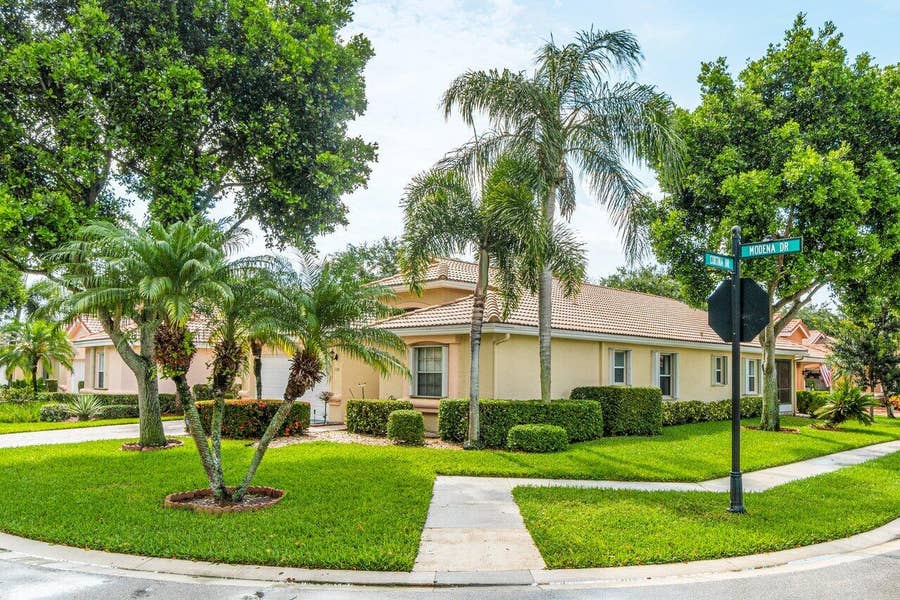 Property photo for 7394 Modena Drive, Boynton Beach, FL