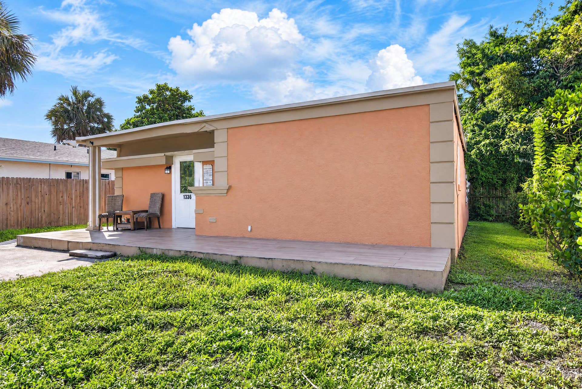 1336 LONGWOOD Street, West Palm Beach, FL 33401 4-1336-Longwood-St-3