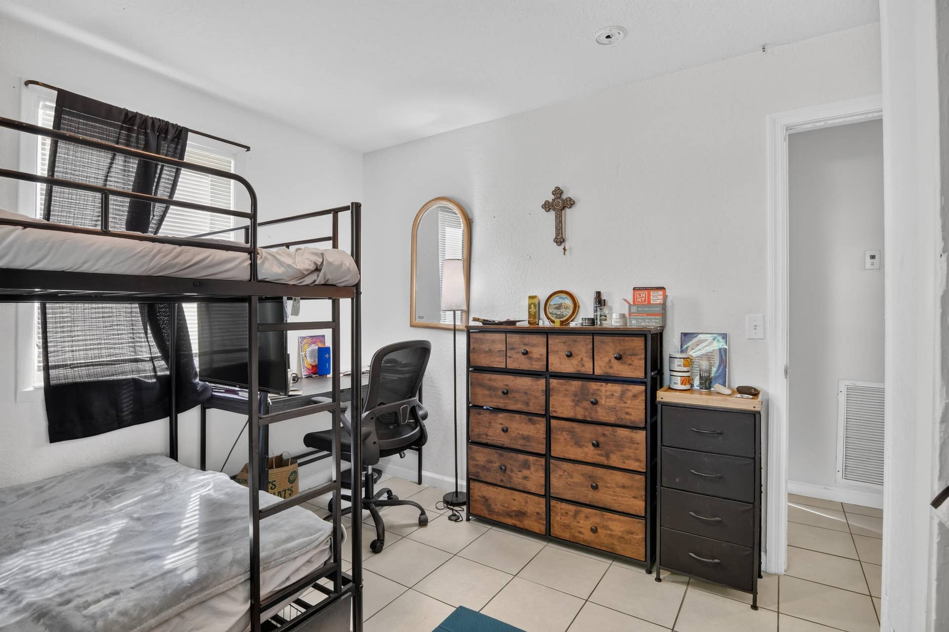 1340 Longwood Street, West Palm Beach, FL 33401 18-1340-Longwood-St-17