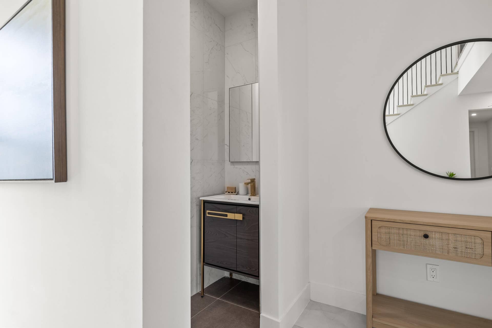 Luxury(55)