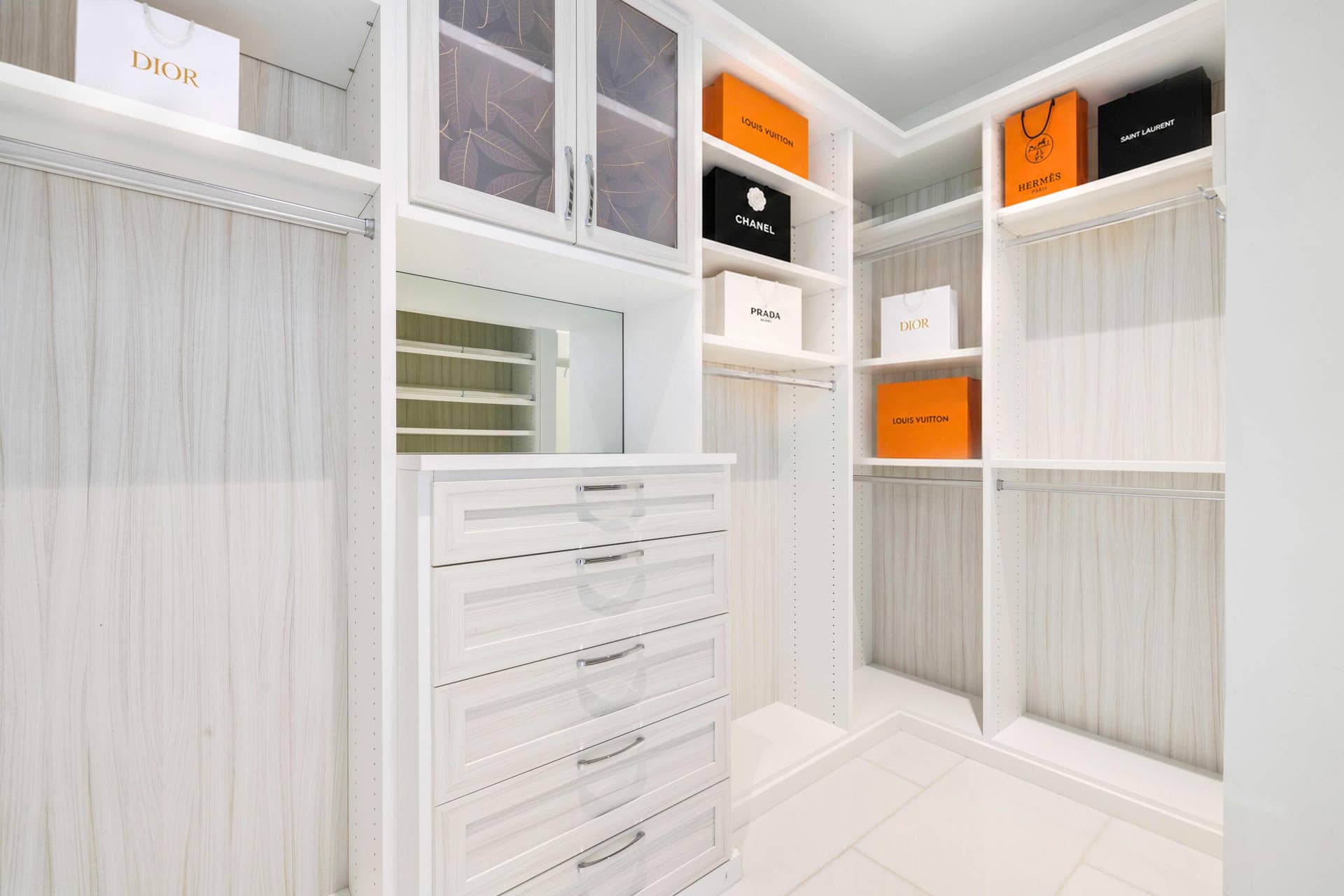20 Bistrol 1101 - Primary Closet 1