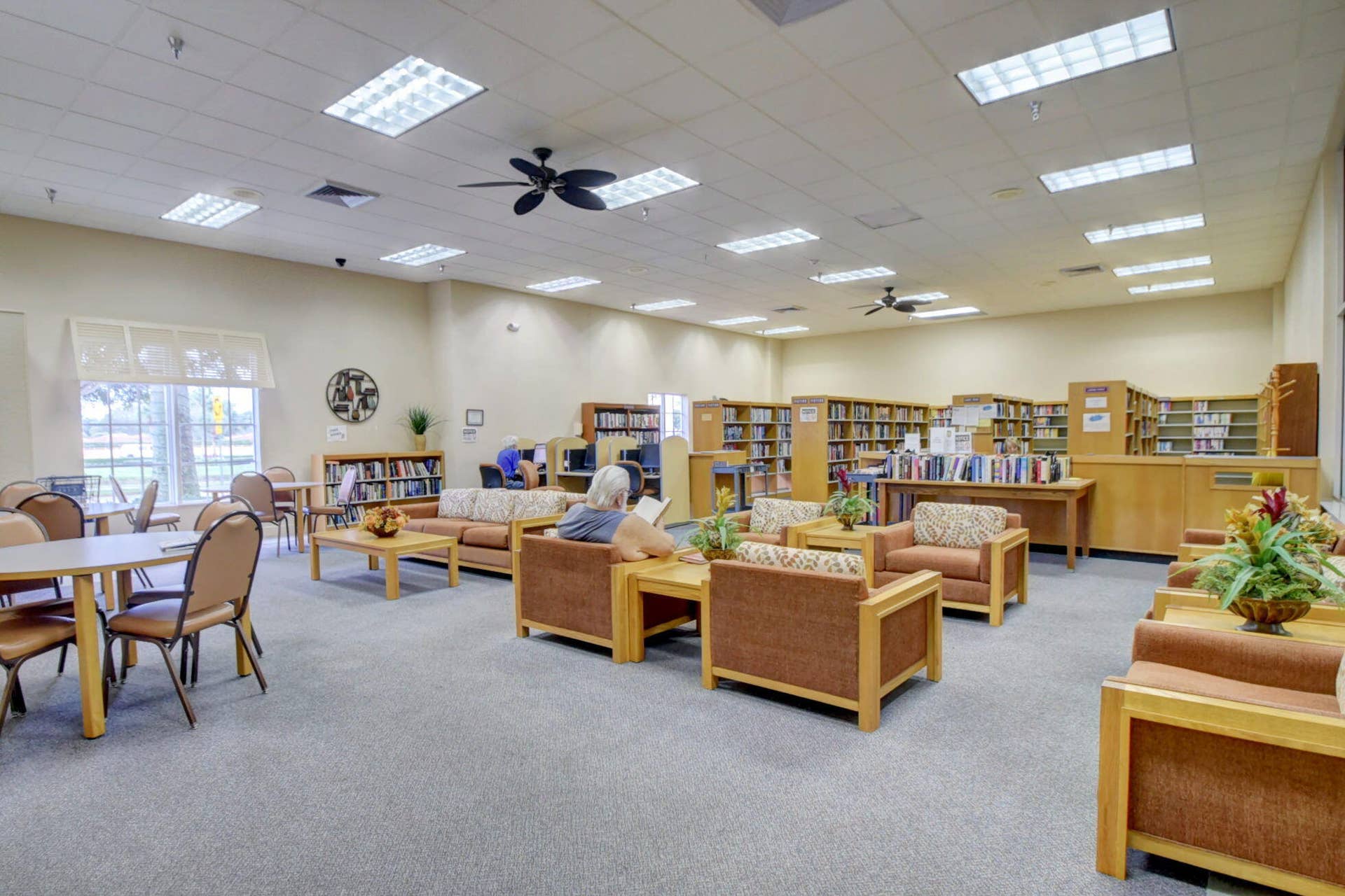 50-web-or-mls-Kings Point (4)