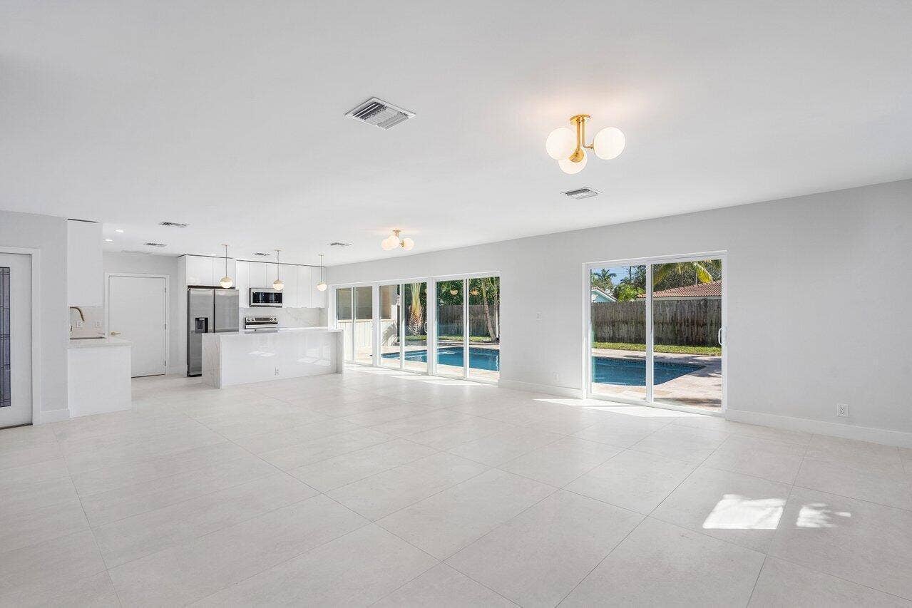 008-46Southwest9thAvenue-BocaRaton-FL-33