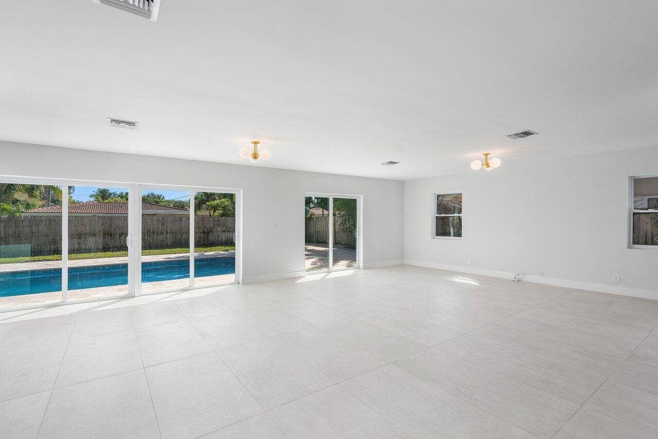 007-46Southwest9thAvenue-BocaRaton-FL-33