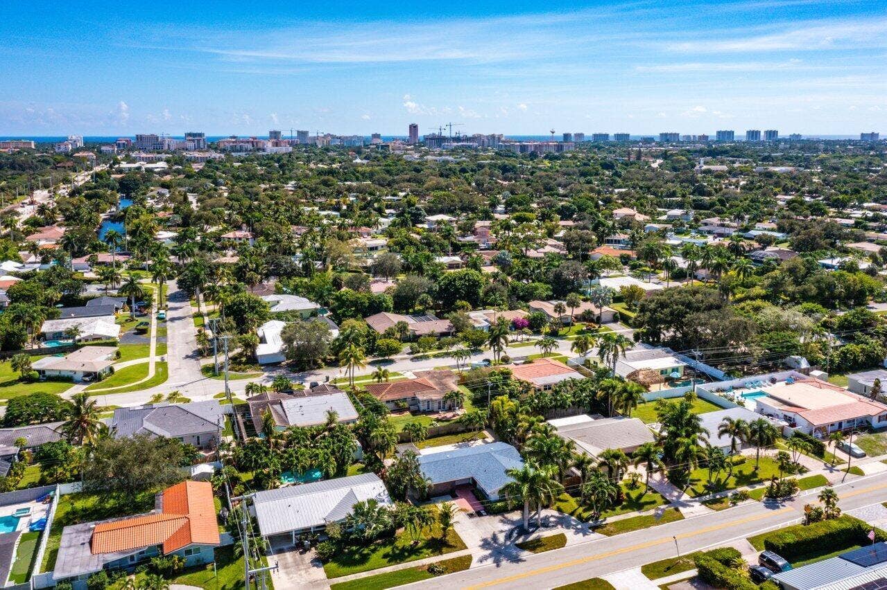 039-46Southwest9thAvenue-BocaRaton-FL-33