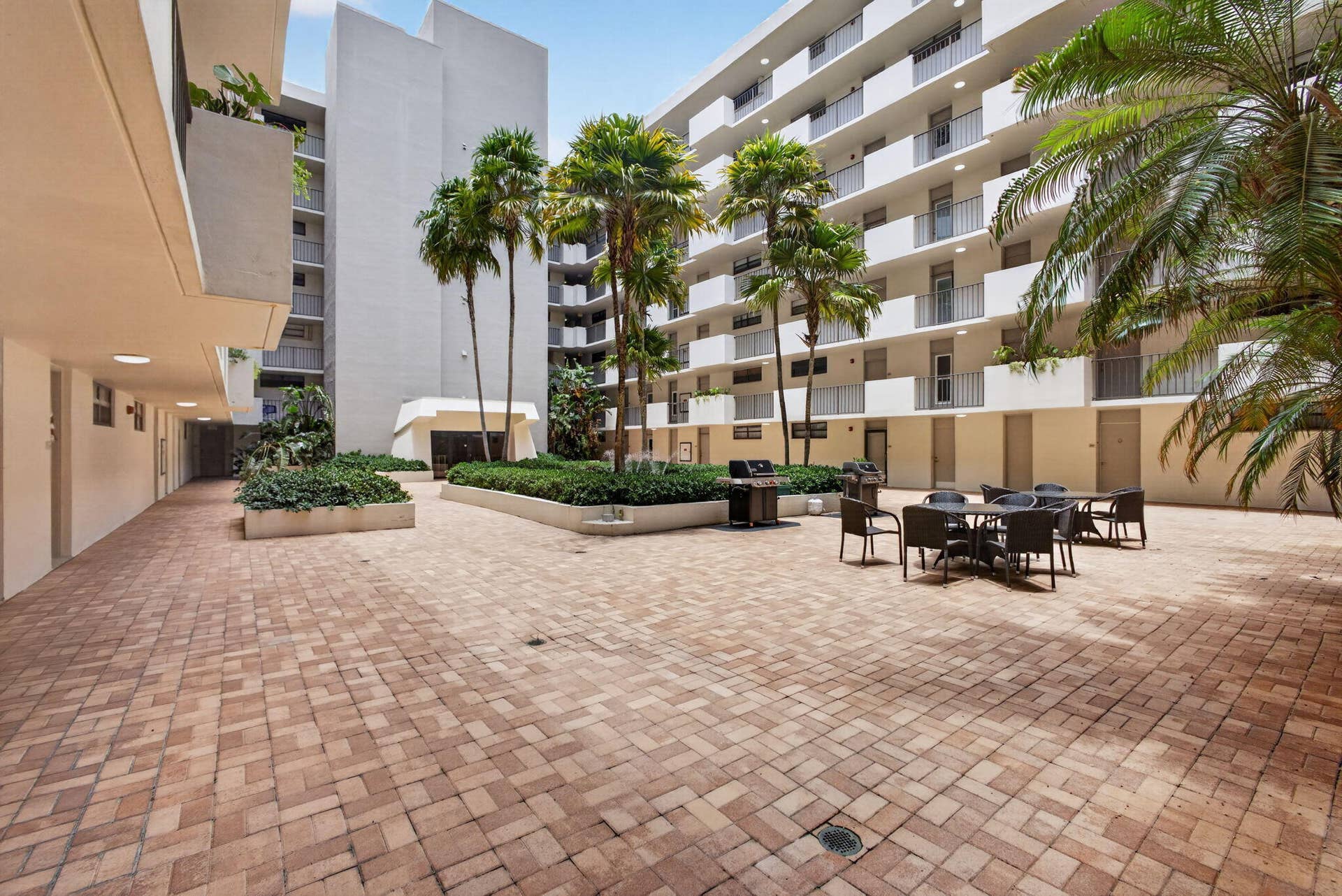 145 S OCEAN, #719, Palm Beach Shores, FL 33404 083