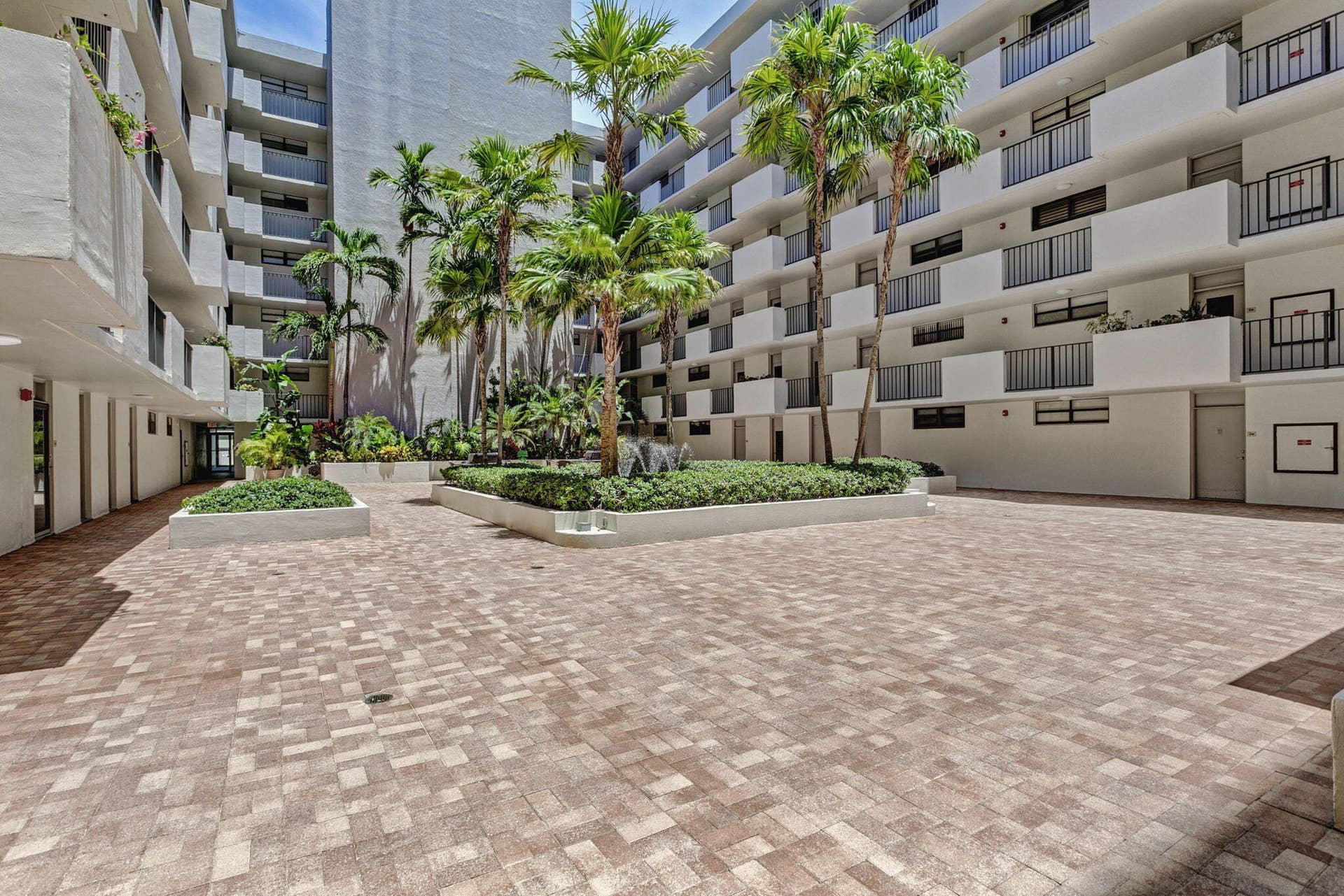 145 S OCEAN, #719, Palm Beach Shores, FL 33404 099