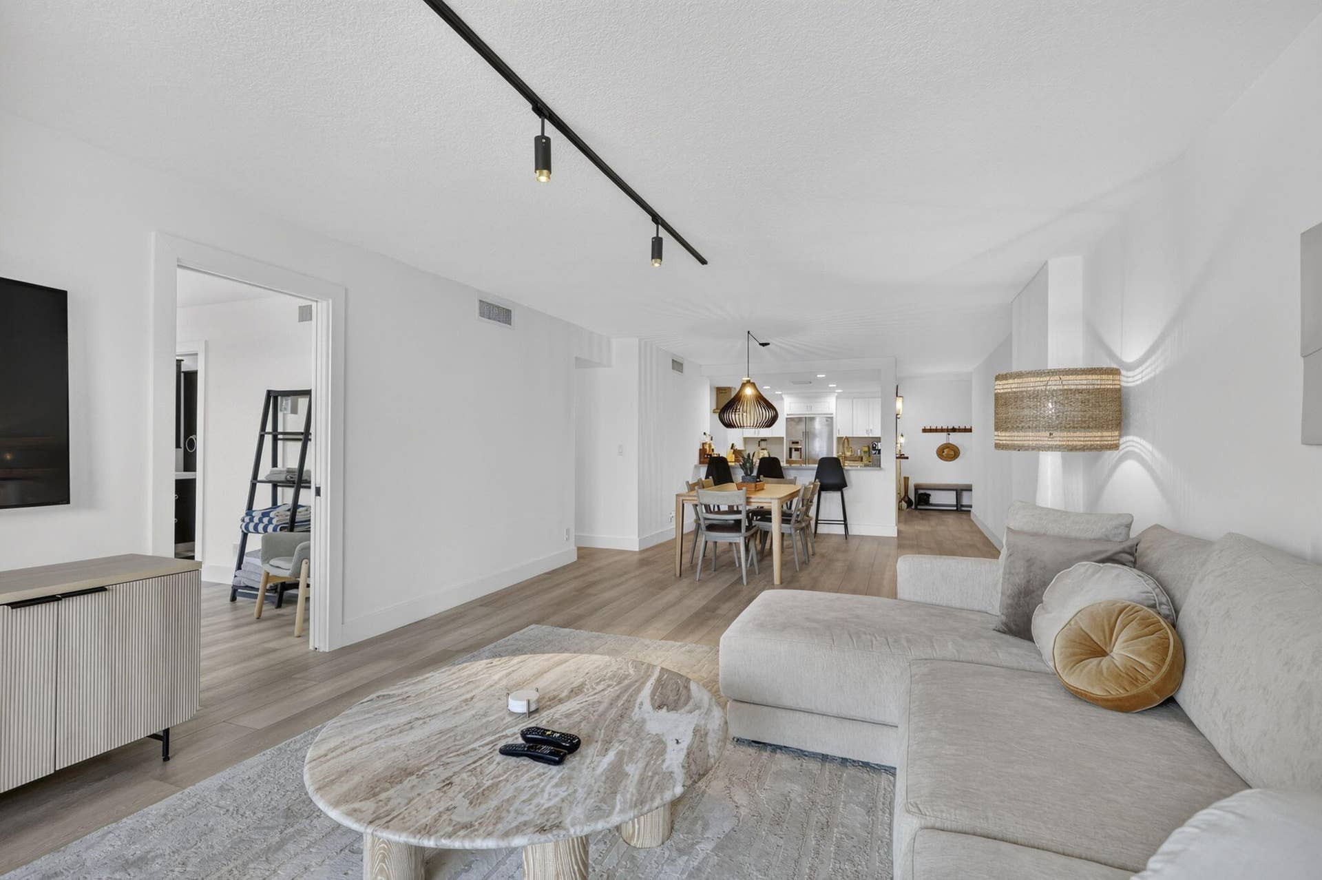 145 S OCEAN, #719, Palm Beach Shores, FL 33404 021