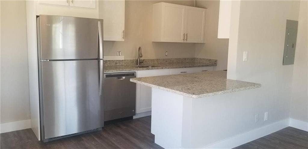 Kitchen 1