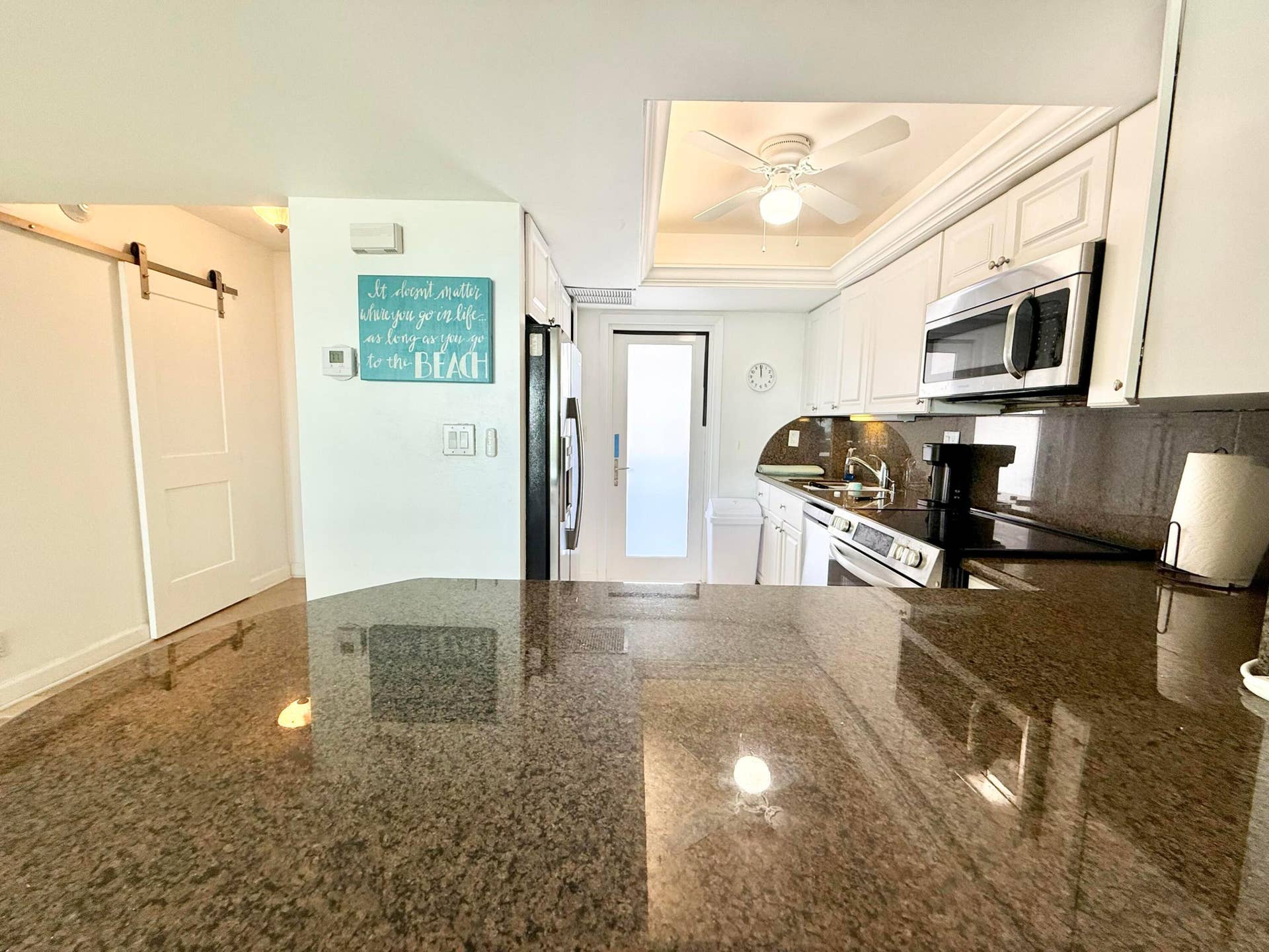 333 NE 21st Avenue, #418, Deerfield Beach, Deerfield Beach, FL 33441 Open Granite Kitchen