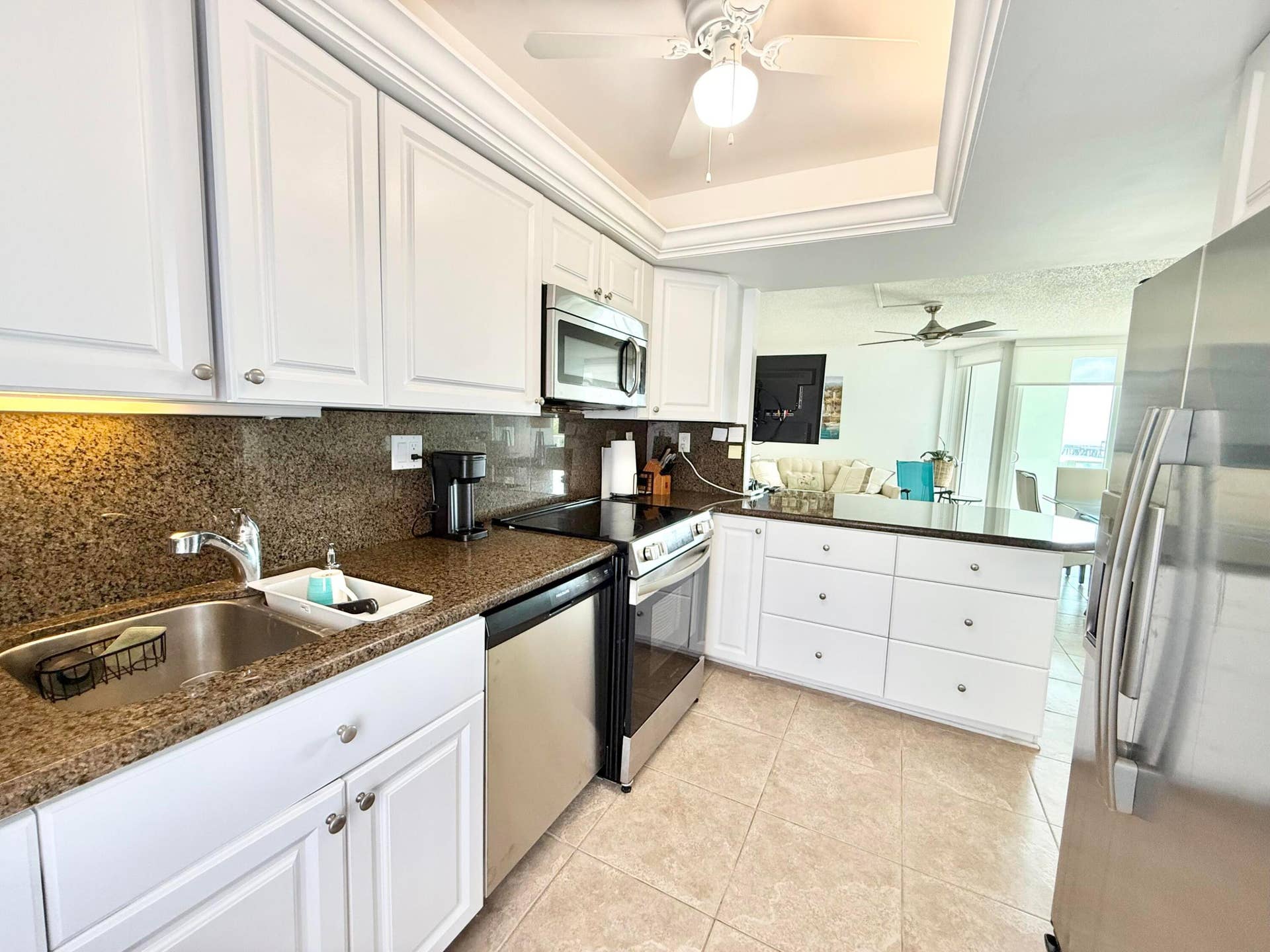 333 NE 21st Avenue, #418, Deerfield Beach, Deerfield Beach, FL 33441 Stainless Steel Appliances