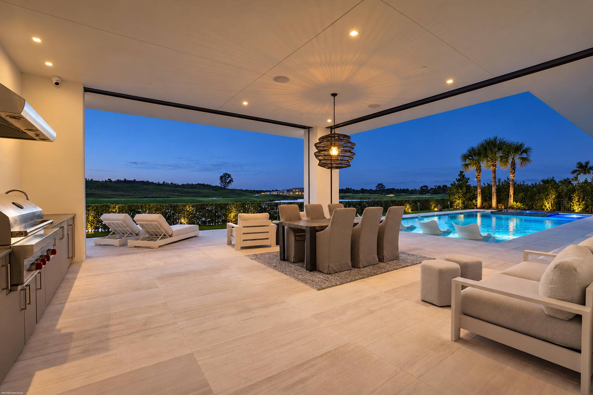Barbaque covered patio
