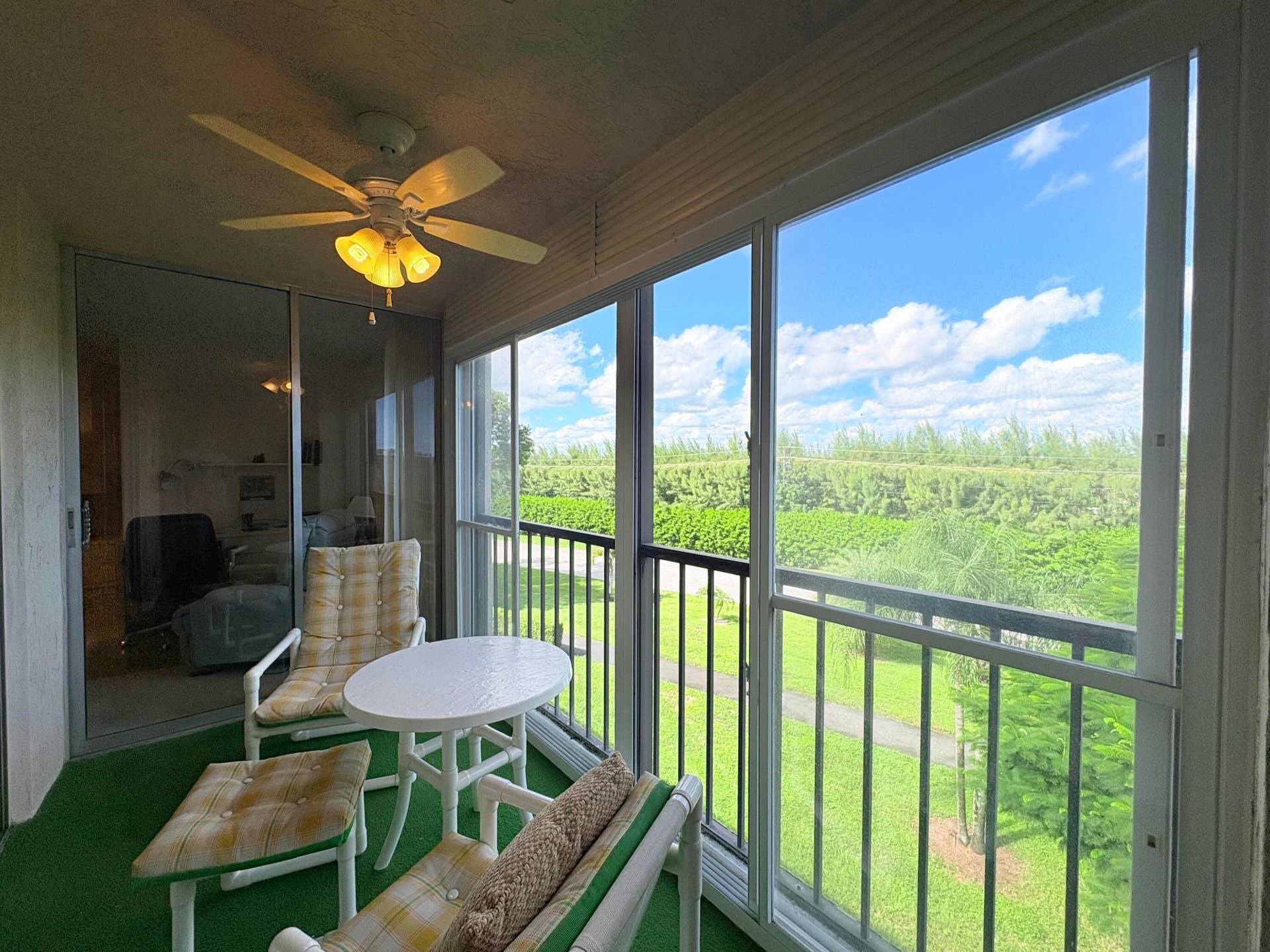 6935 HUNTINGTON Lane, #404, Delray Beach, FL 33446 IMG_3680