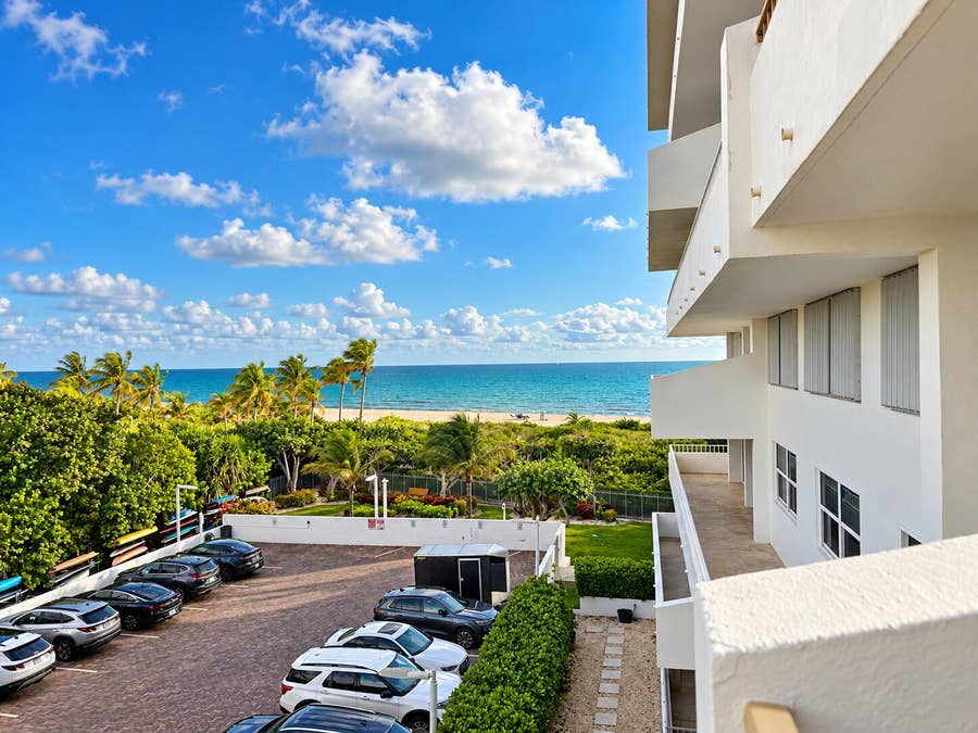 Property photo for 177 OCEAN LANE Drive, #402, Key Biscayne, FL