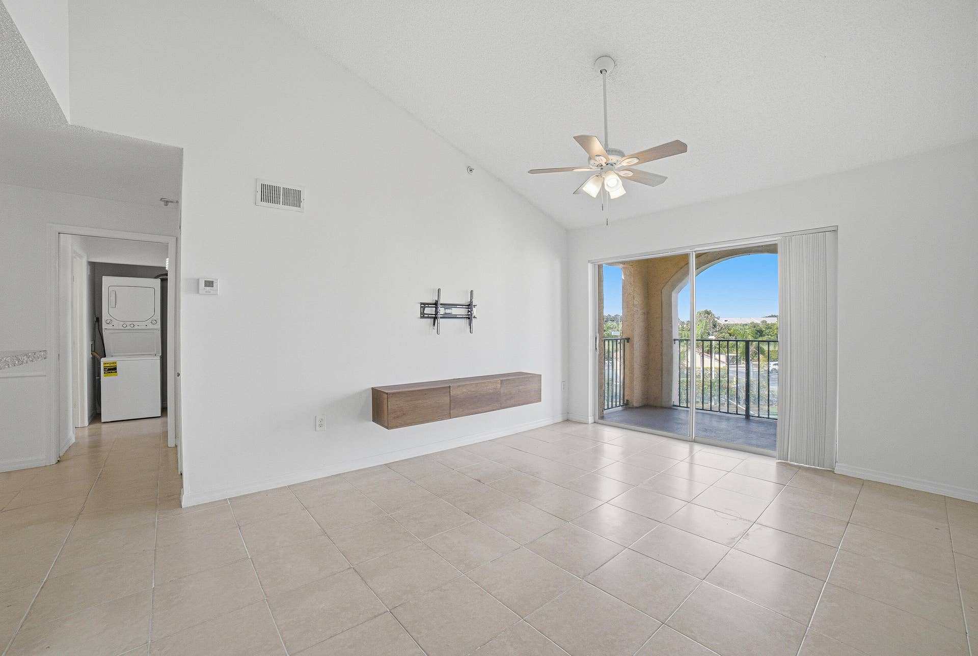 1743 Village Boulevard, #304, West Palm Beach, FL 33409 Livingroom