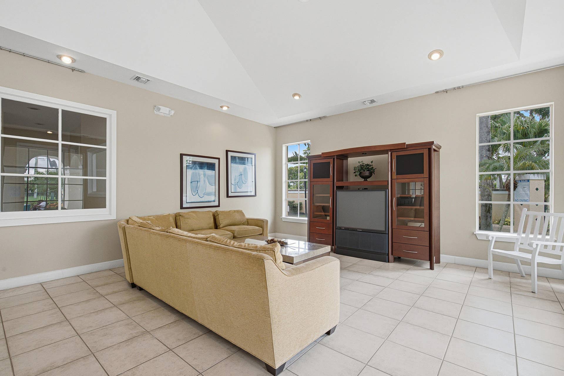 1743 Village Boulevard, #304, West Palm Beach, FL 33409 Clubhouse-Lounge-B