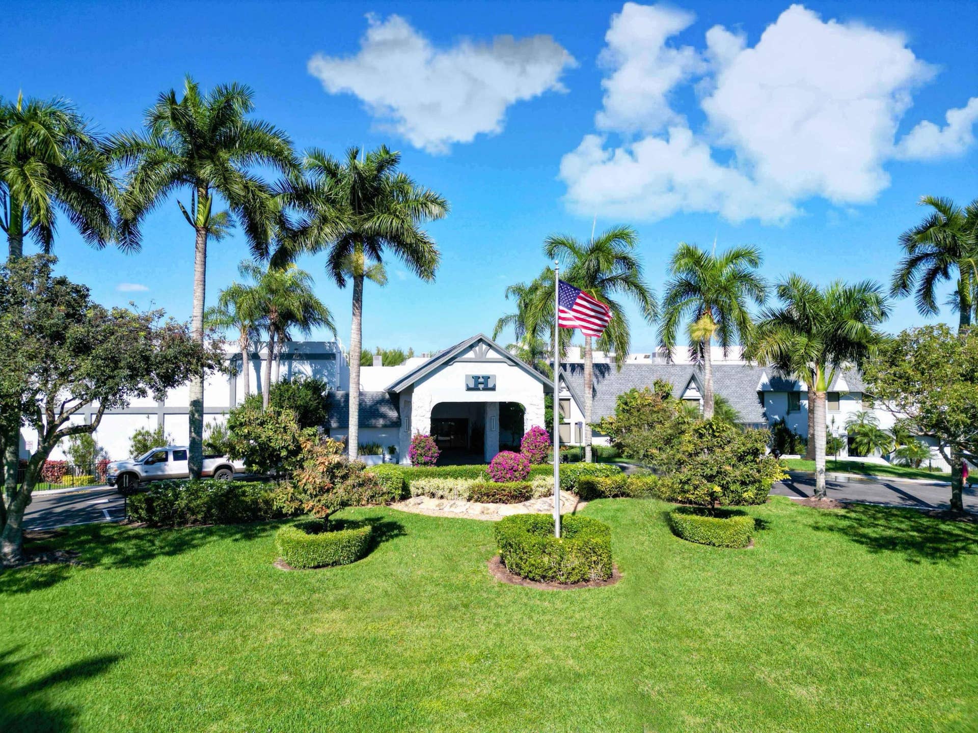 7280 Amberly Lane, #201, Delray Beach, FL 33446 Main Clubhouse Front