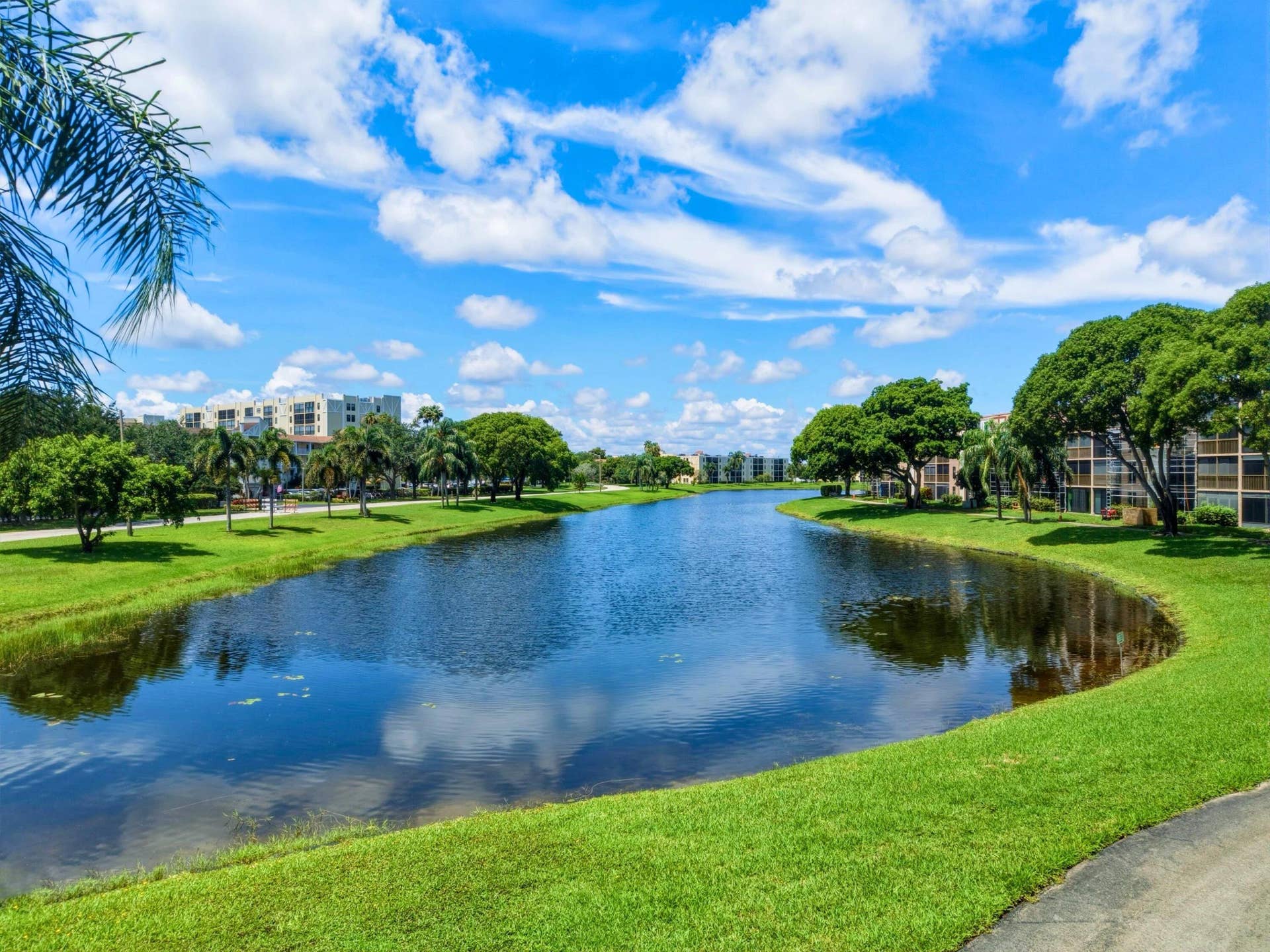 7280 Amberly Lane, #201, Delray Beach, FL 33446 Unit Waterfront