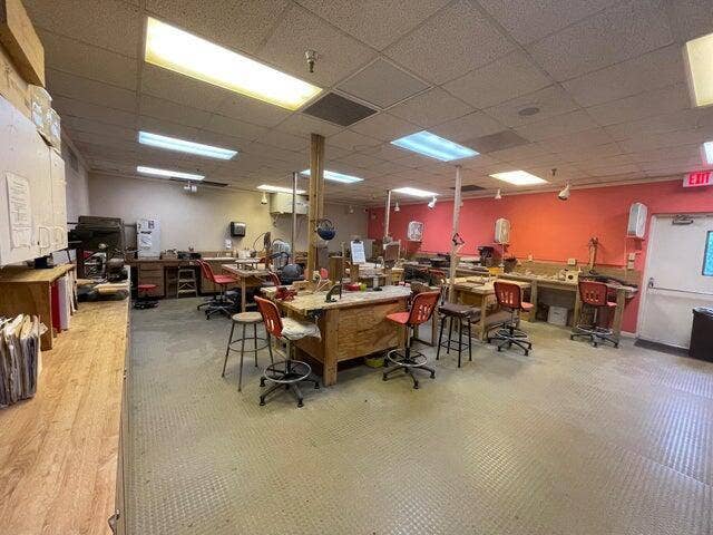 7280 Amberly Lane, #201, Delray Beach, FL 33446 workshop studio