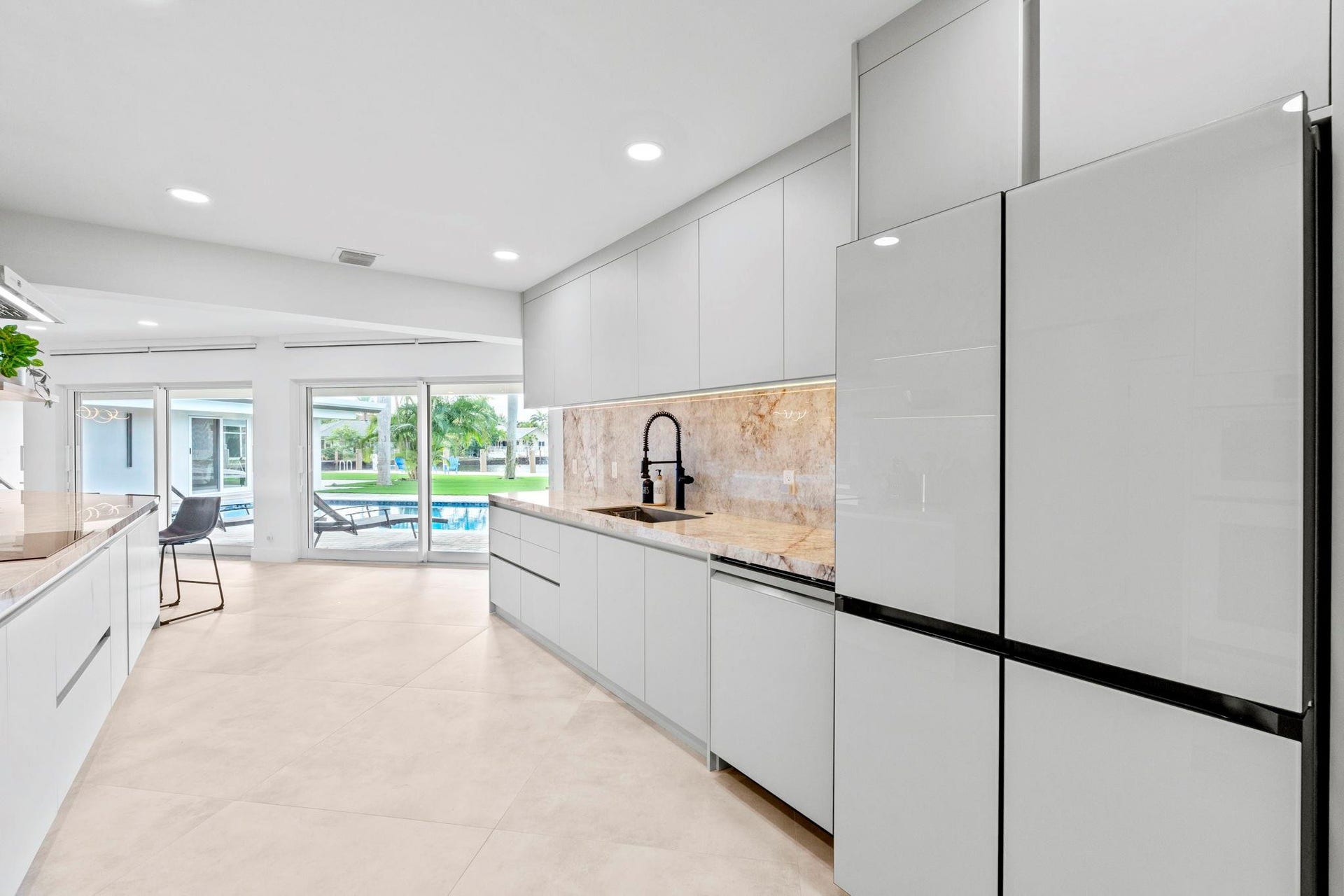 1725 NE 23RD Avenue, Fort Lauderdale, Fort Lauderdale, FL 33305 Photo 9