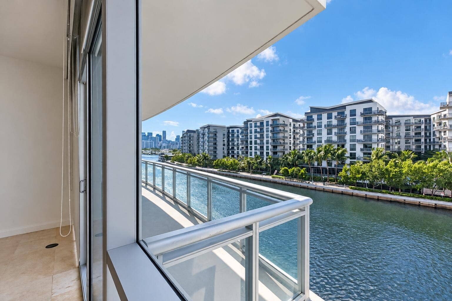 1090 NW North River Drive, #402, Miami, Miami, FL 33132 DSCF0068