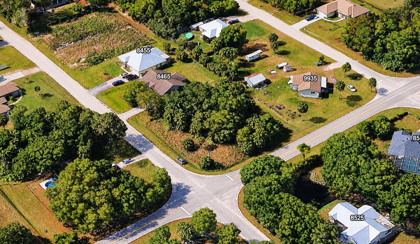 Labeled Suburban Neighborhood Aerial Vie