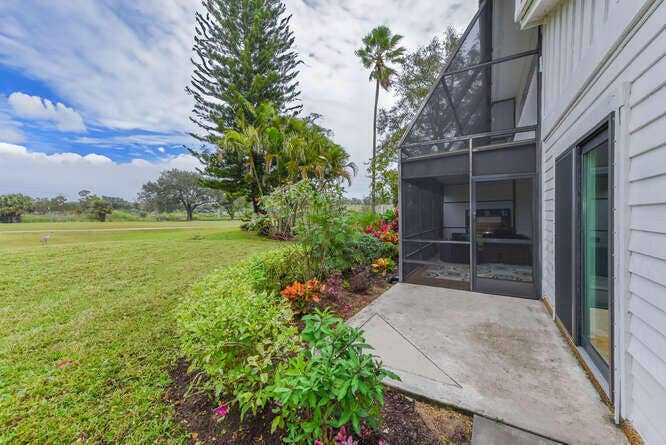 12698 SE CASCADES Court, Hobe Sound, FL 33455 12698 SE Cascades Ct Hobe-small-045-021-