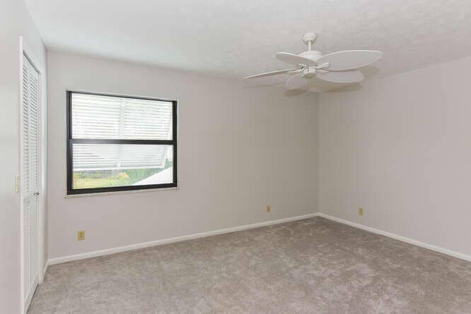 12698 SE CASCADES Court, Hobe Sound, FL 33455 12698 SE Cascades Ct Hobe-small-028-085-