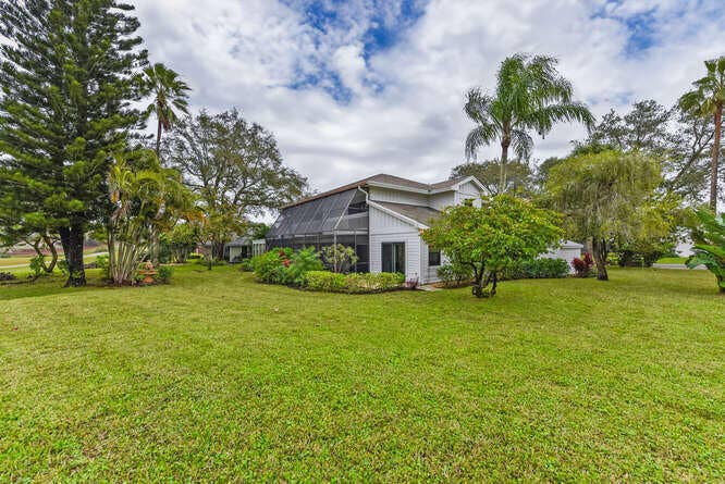 12698 SE CASCADES Court, Hobe Sound, FL 33455 12698 SE Cascades Ct Hobe-small-048-033-