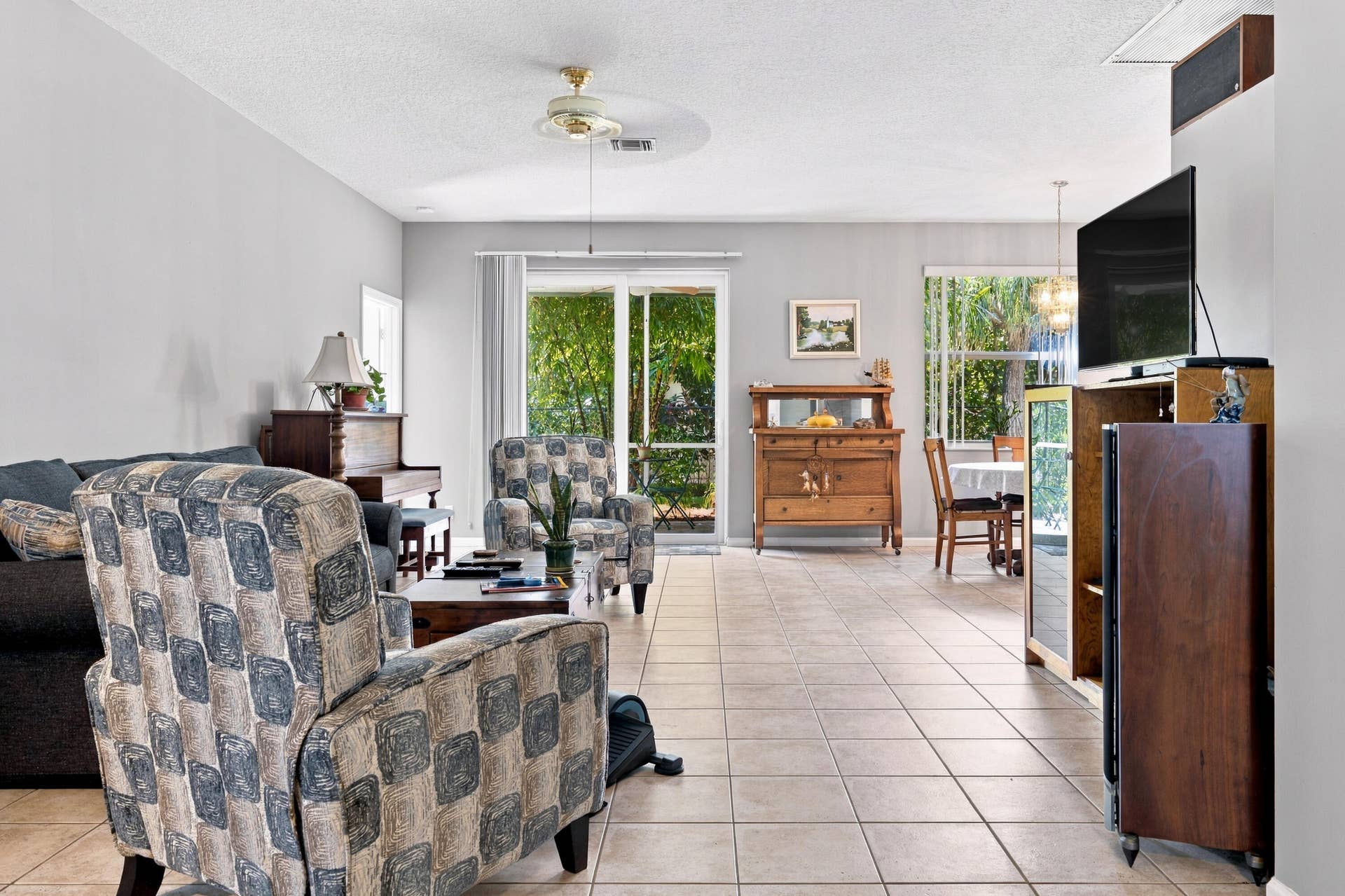 1034-Cape-Cod-Terr-Greenacres-FULL-RES-0