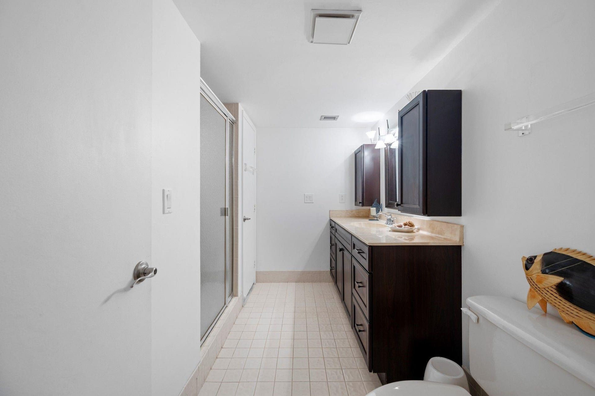 2206 S CYPRESS BEND Drive, #208, Pompano Beach, FL 33069 Photo 19