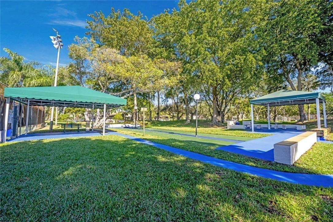 2206 S CYPRESS BEND Drive, #208, Pompano Beach, FL 33069 Photo 39