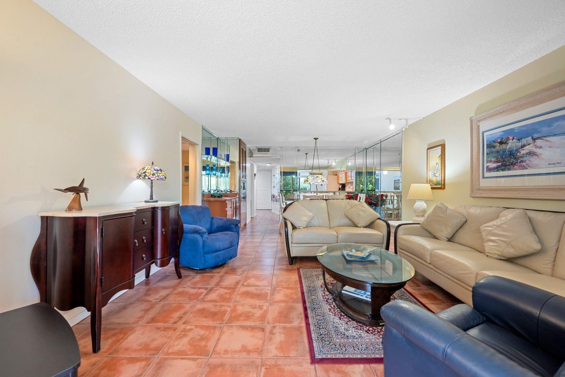 2206 S CYPRESS BEND Drive, #208, Pompano Beach, FL 33069 Photo 10