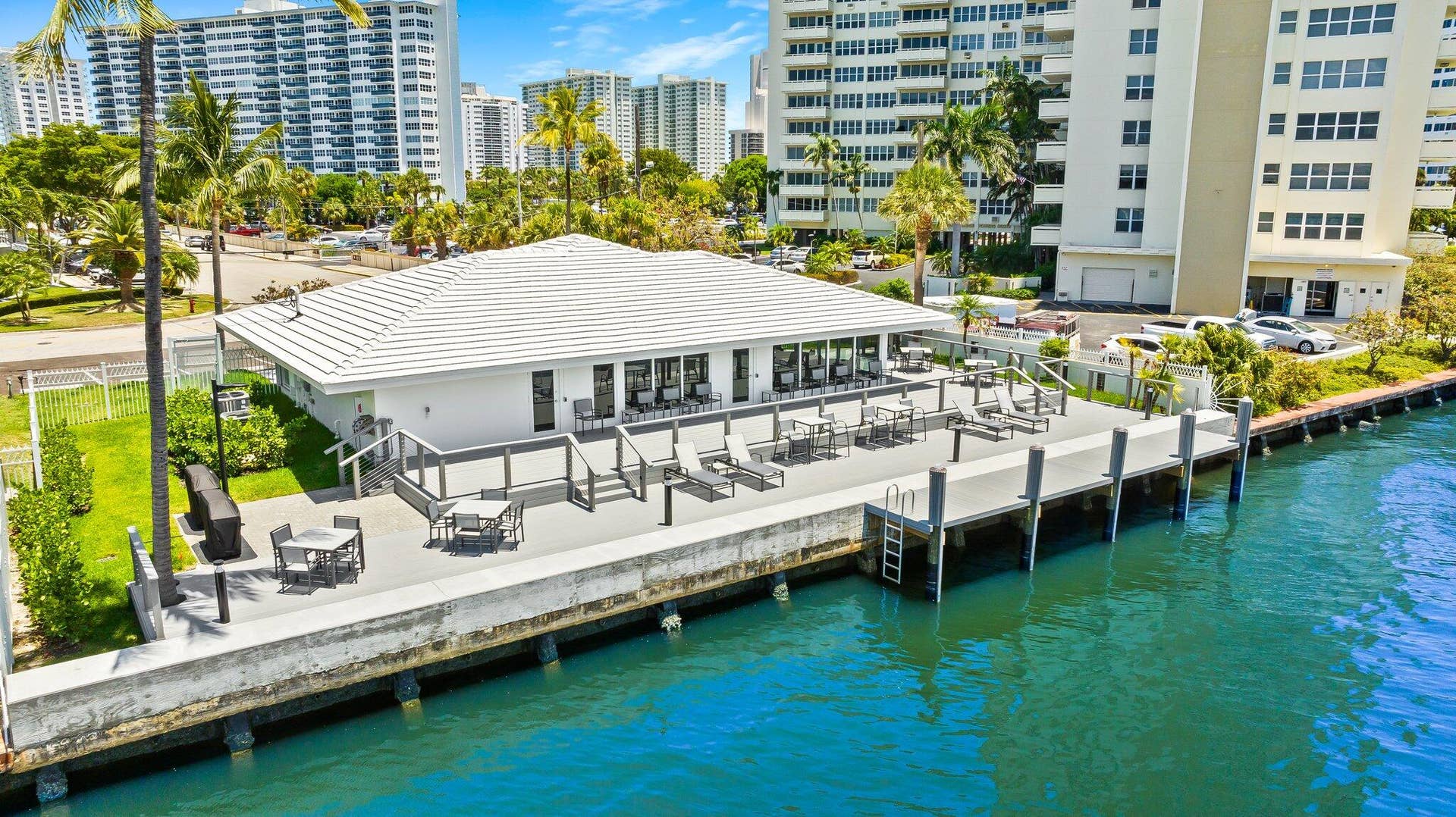 3300 NE 36th Street, #710, Fort Lauderdale, FL 33308 11.5 Clubhouse